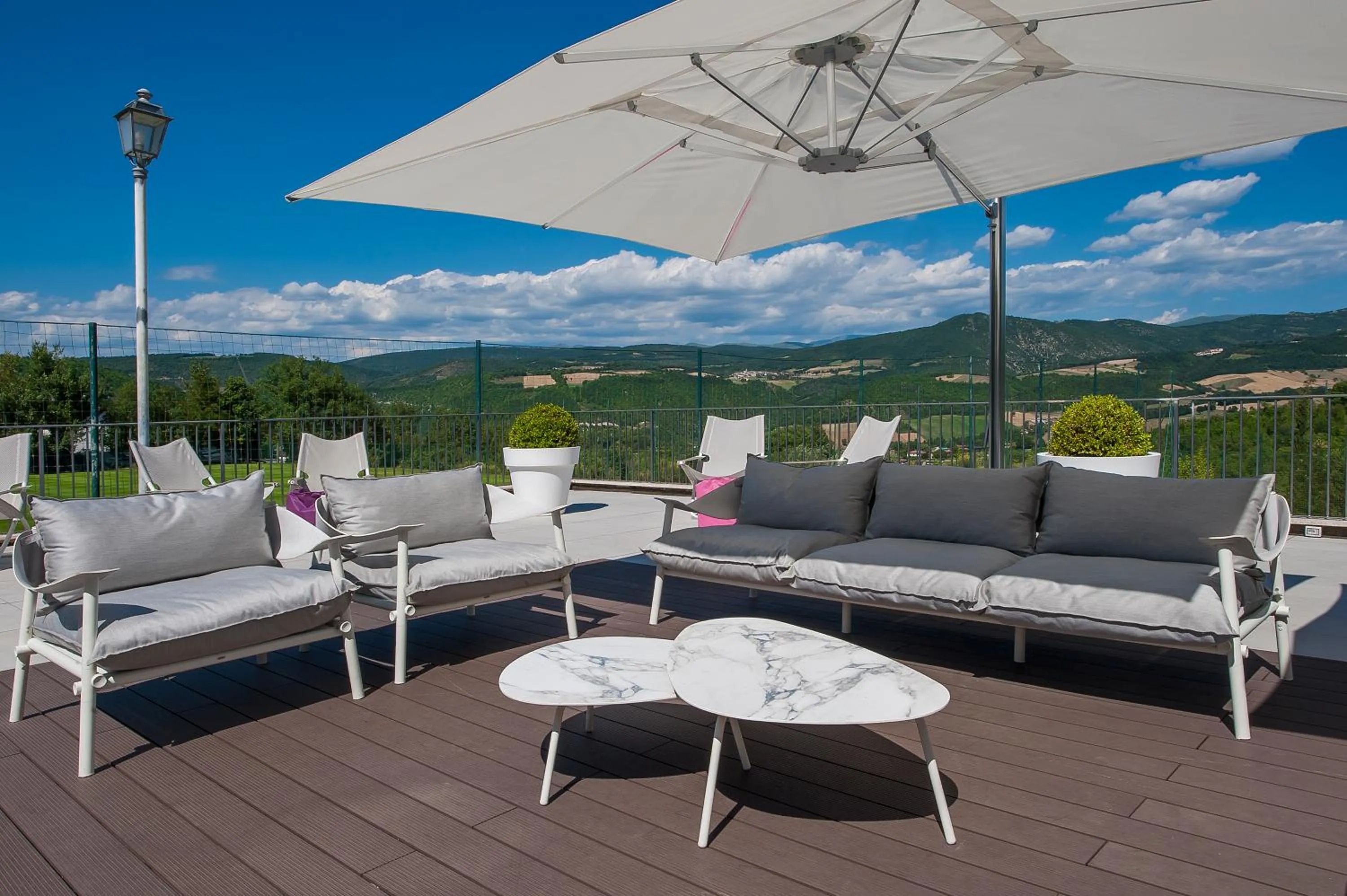 Patio in La Reggia Sporting Center Hotel