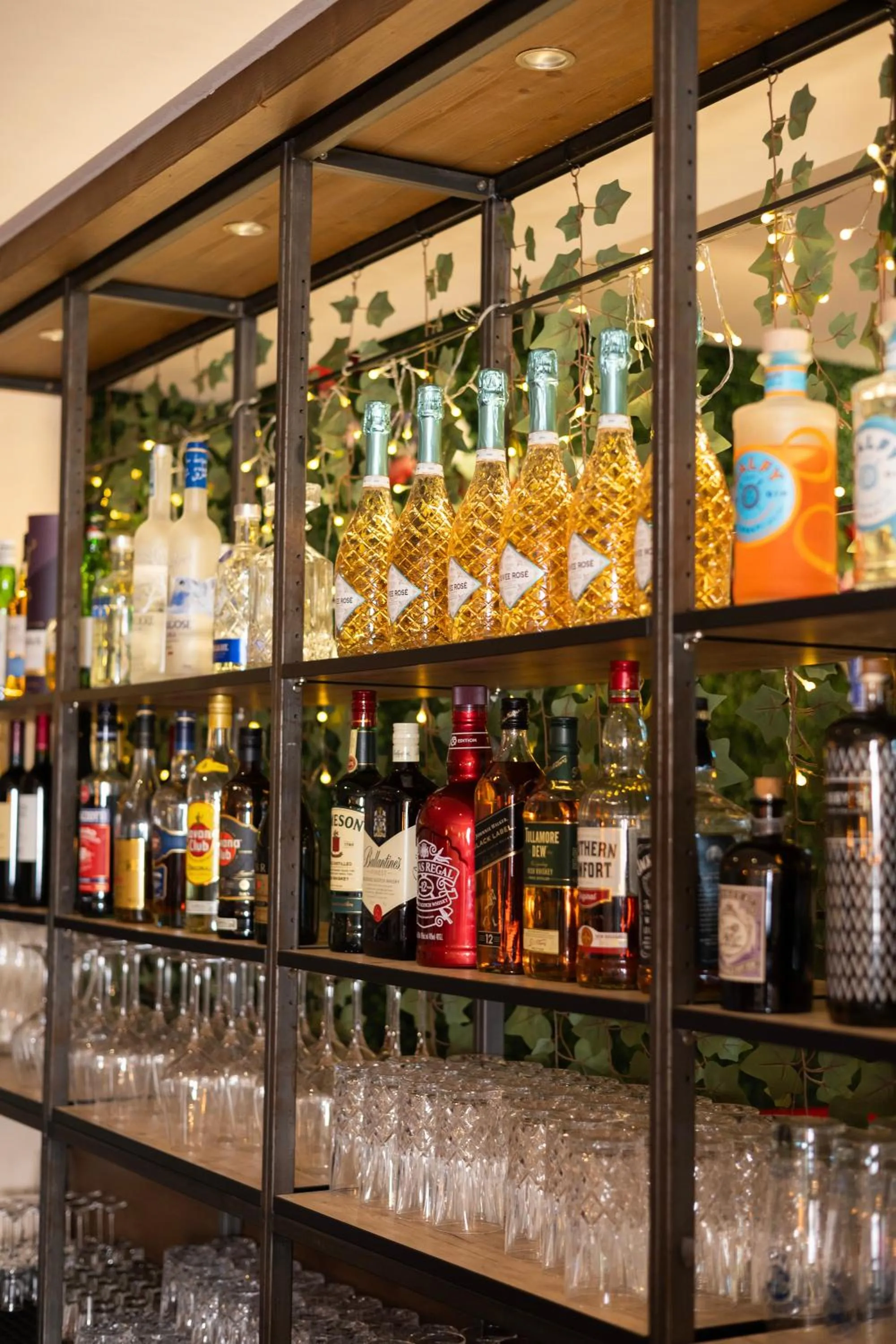 Restaurant/places to eat in Abasto Hotel & Spa Maisach