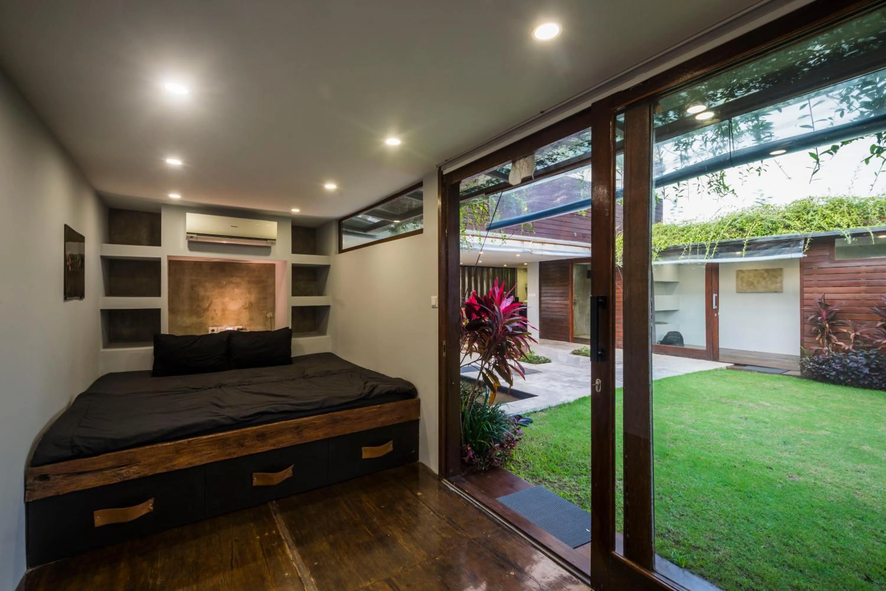 Ocean Villa - Joshua District