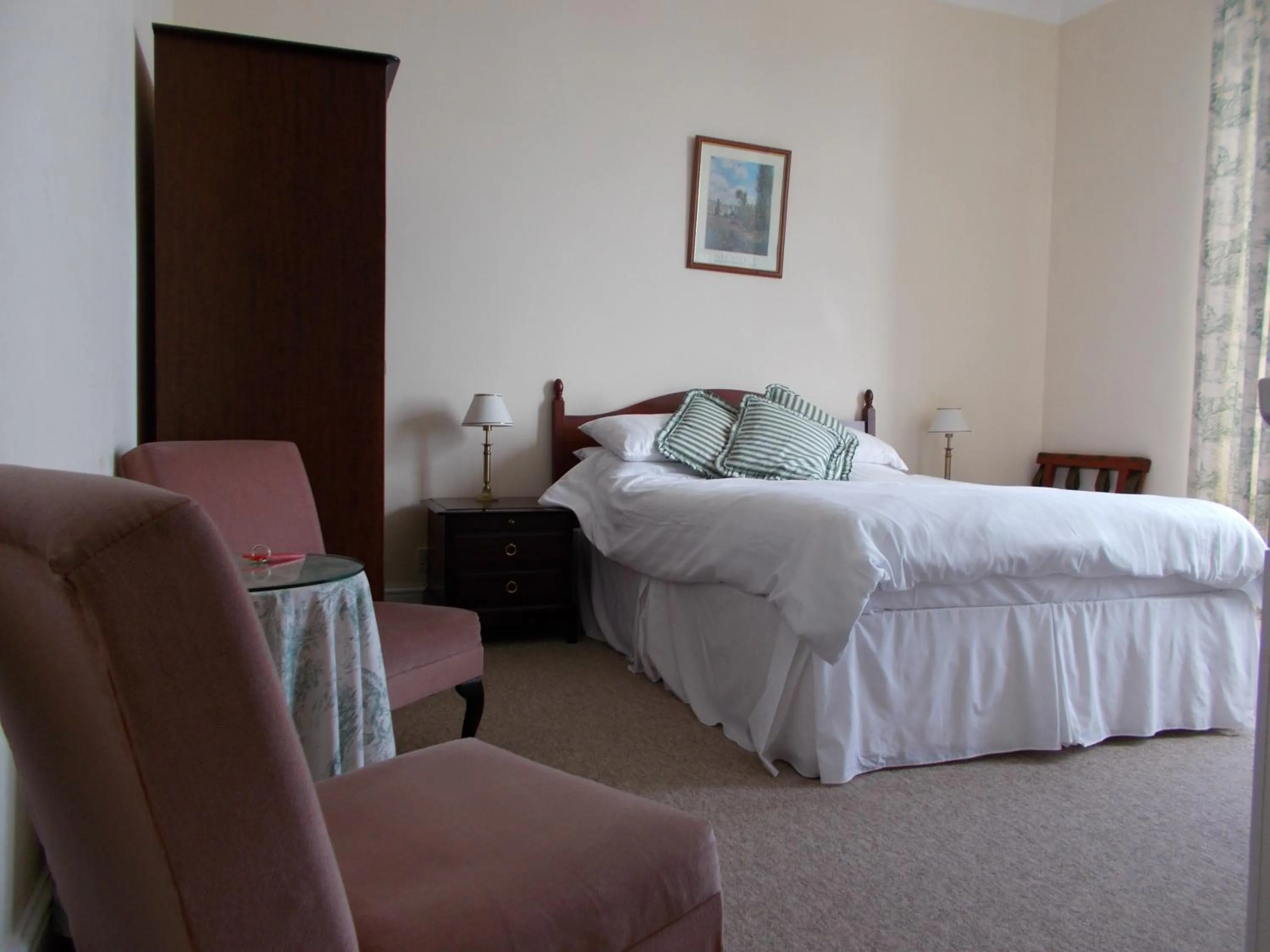 Photo of the whole room in Glenleigh Bed and Breakfast