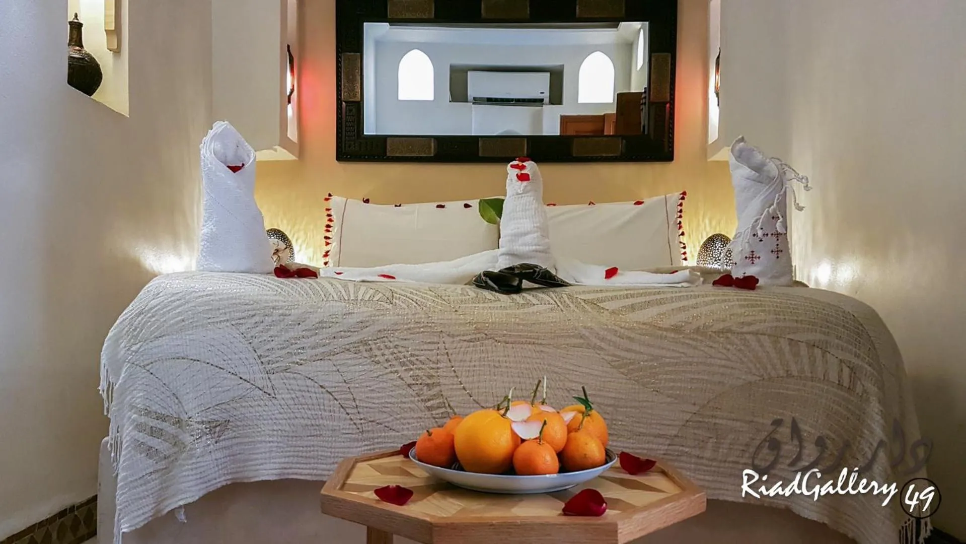 Bed in Riad Gallery 49 & Spa