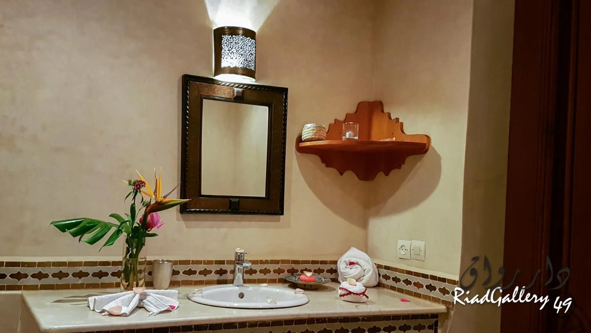Bathroom in Riad Gallery 49 & Spa