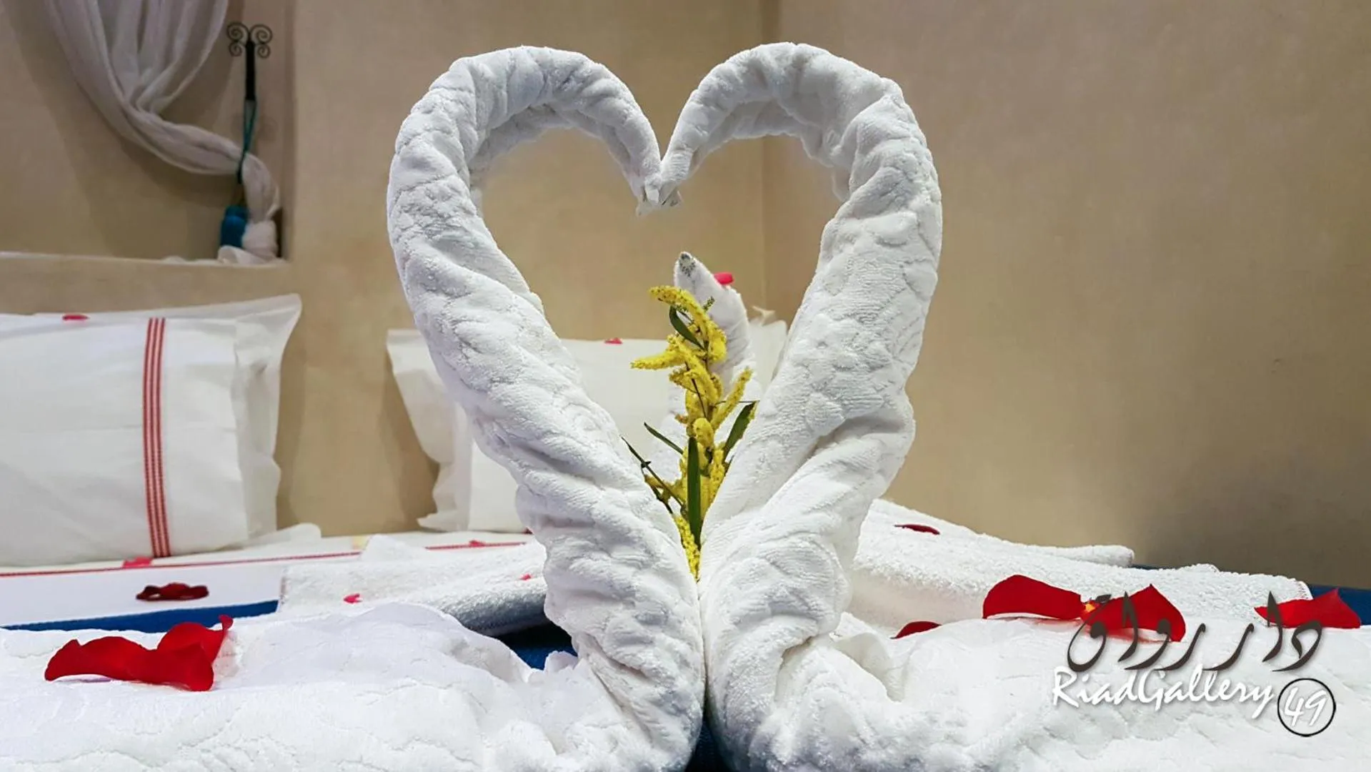 Property building, Bed in Riad Gallery 49 & Spa