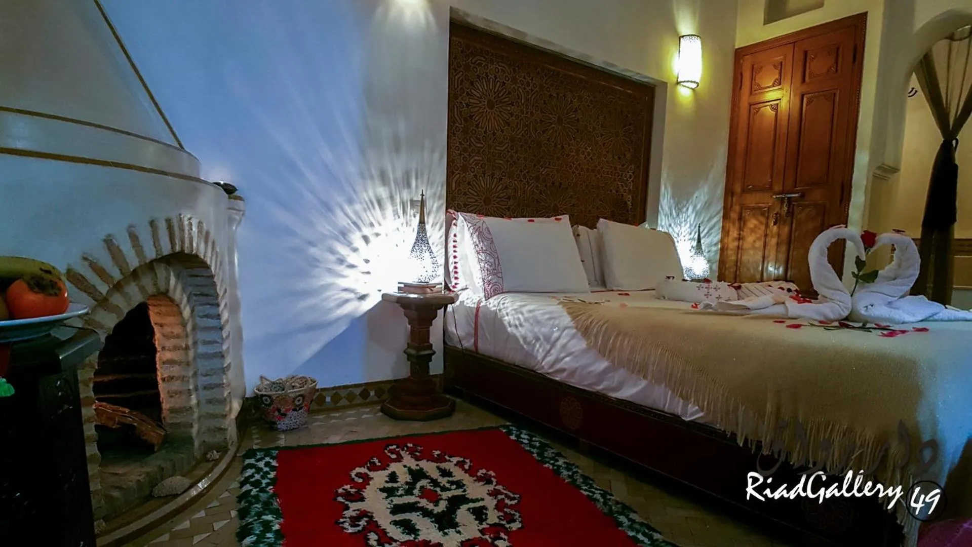 Living room, Bed in Riad Gallery 49 & Spa