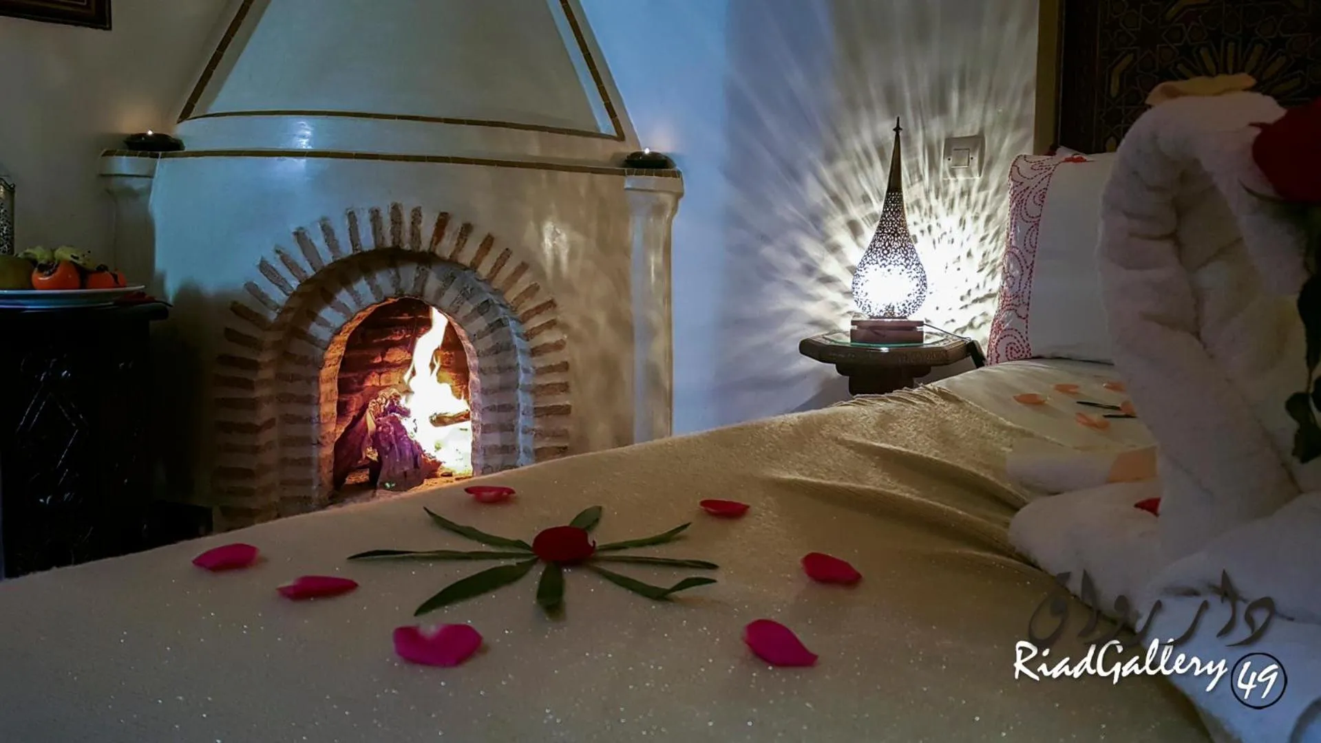 Property building, Bed in Riad Gallery 49 & Spa