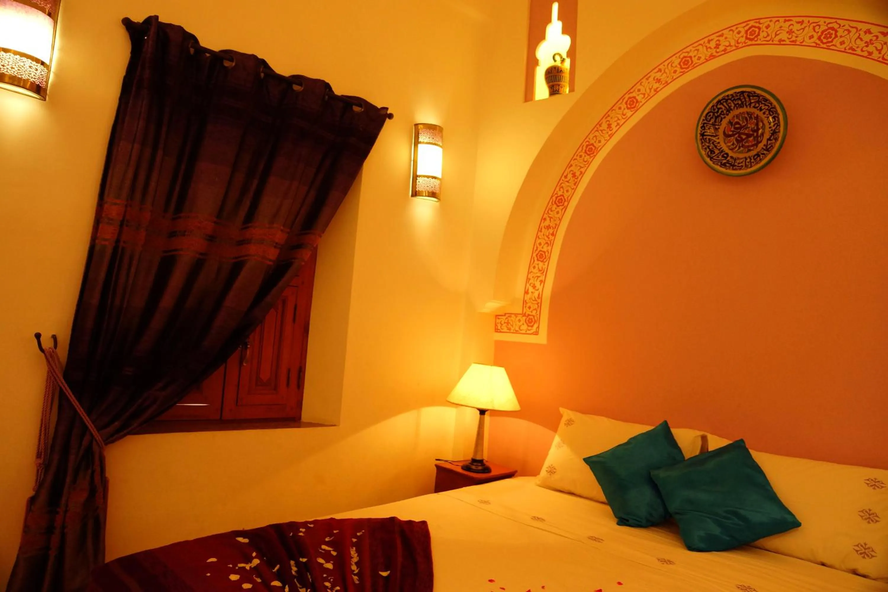 Bed in Riad Gallery 49 & Spa