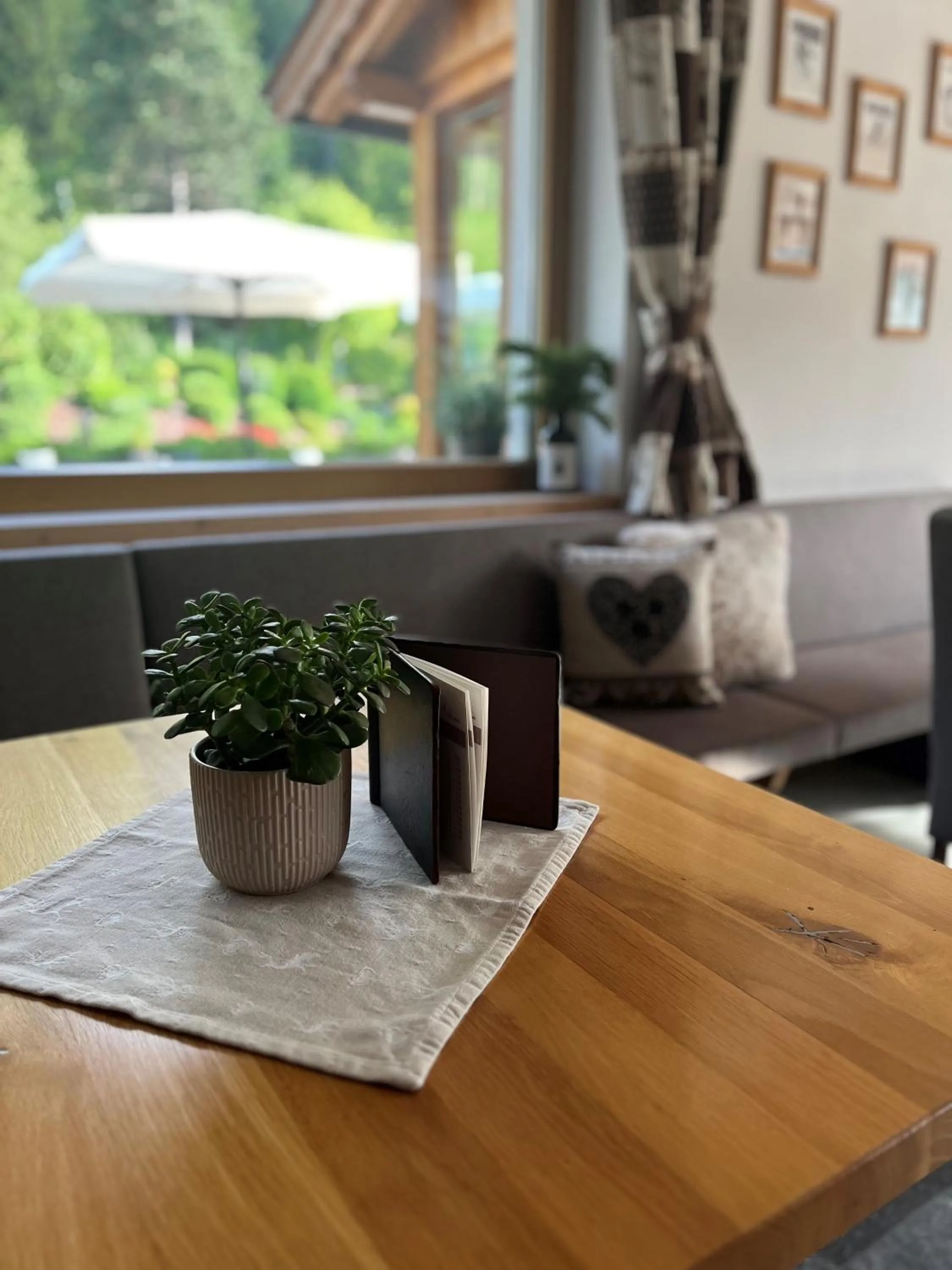 Lounge or bar in Hotel Arnaria