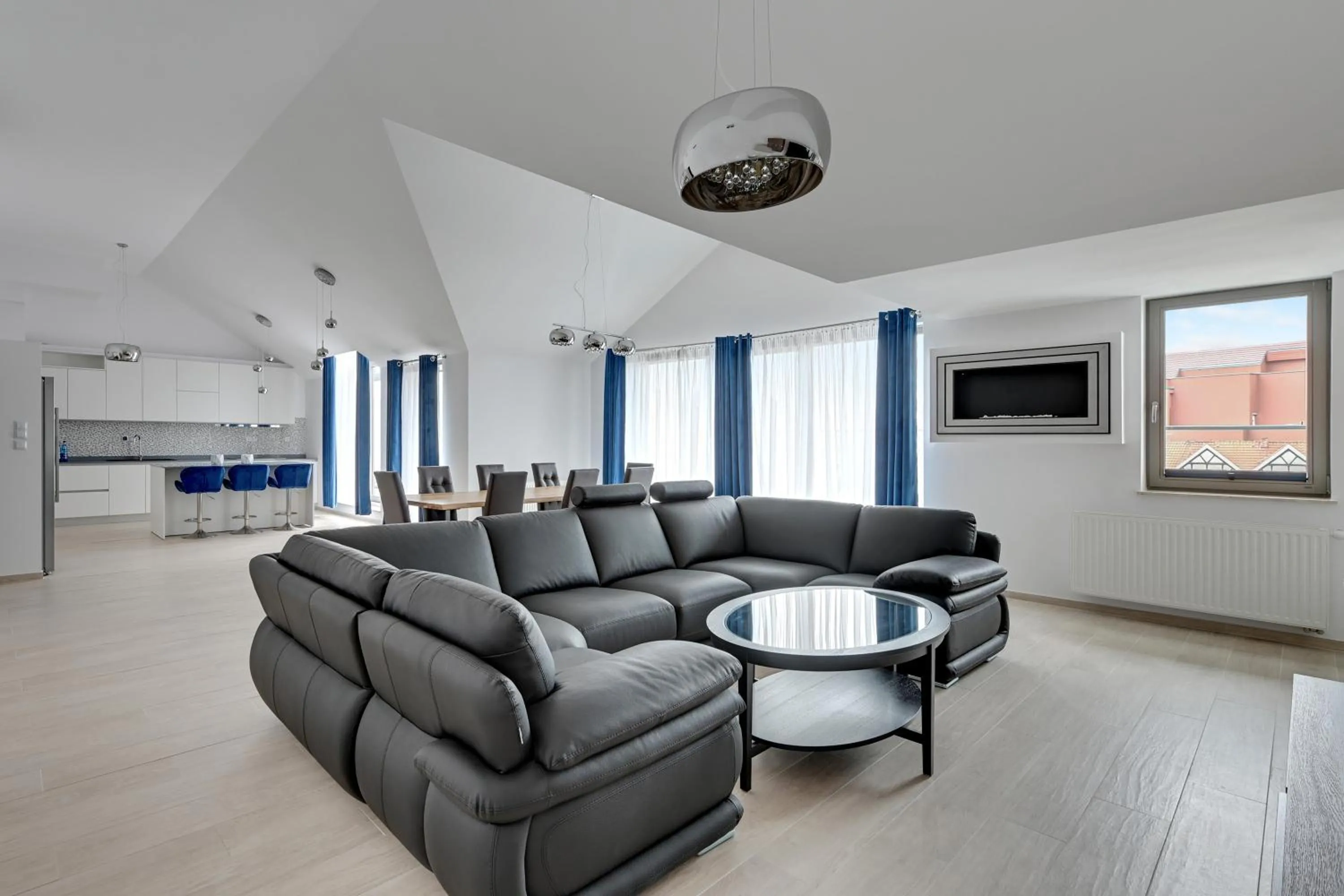 Living room in Waterlane Riverside - SPA, Pool, Gym & Parking by Downtown Apartments
