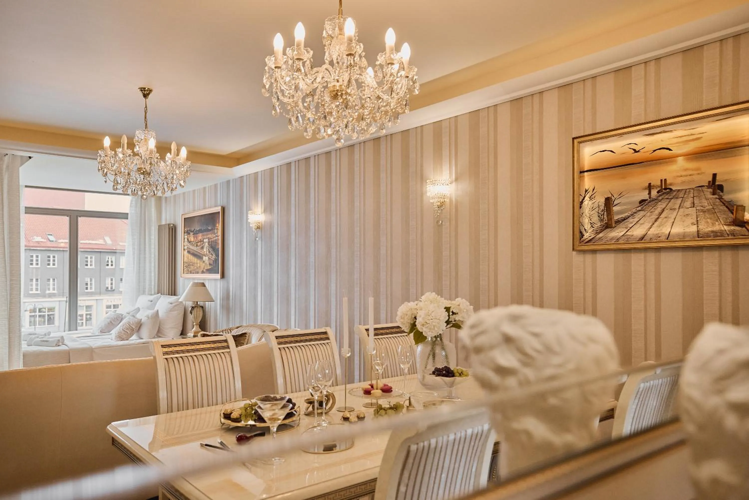 Living room in Waterlane Riverside - SPA, Pool, Gym & Parking by Downtown Apartments