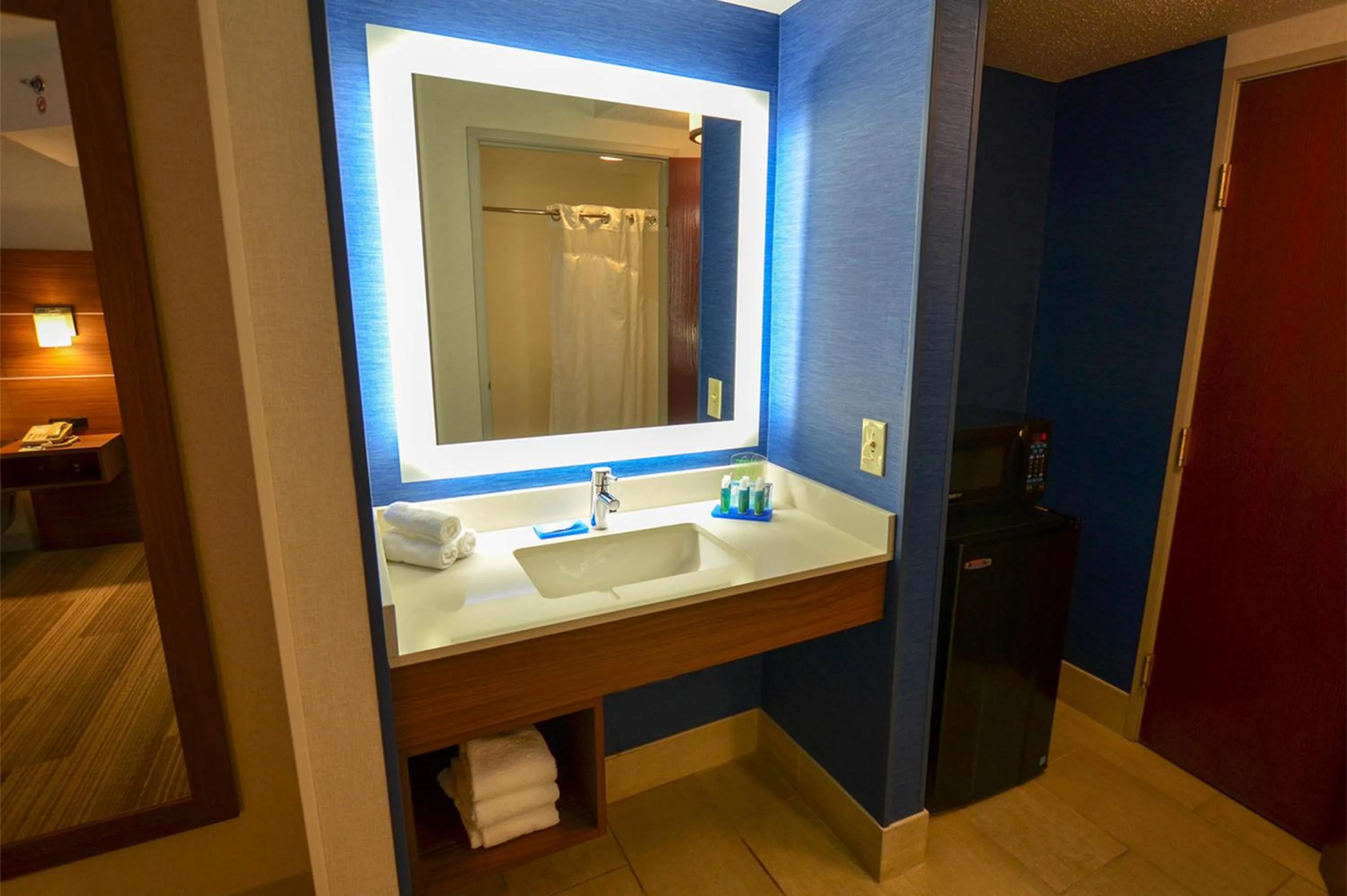 Bathroom in Holiday Inn Express Pittsburgh-Bridgeville by IHG