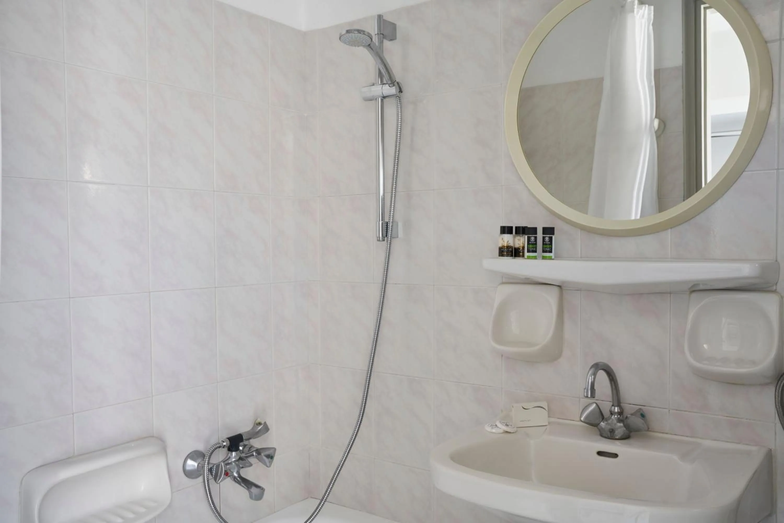 Bathroom in Polos Hotel Paros