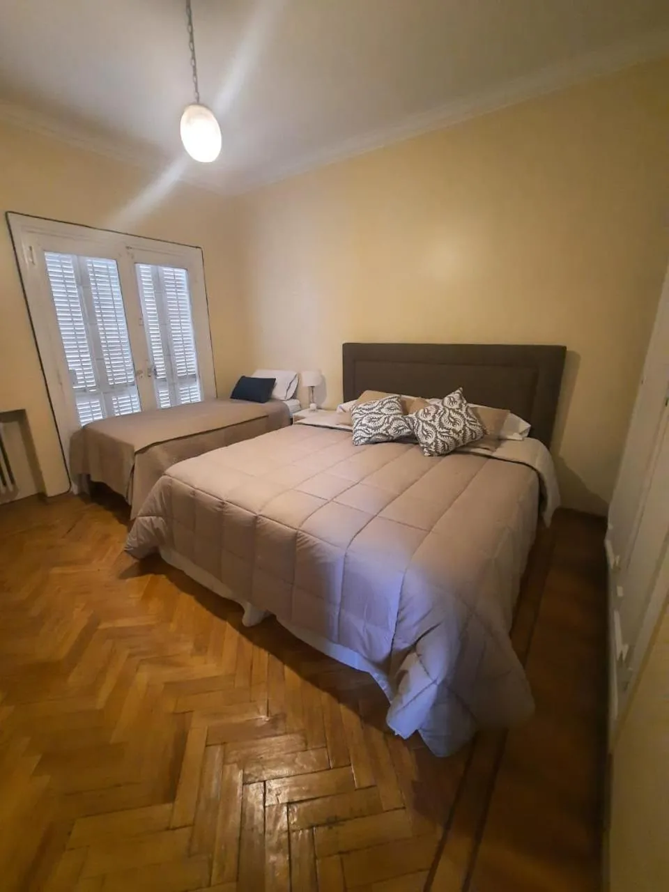 816 B&B