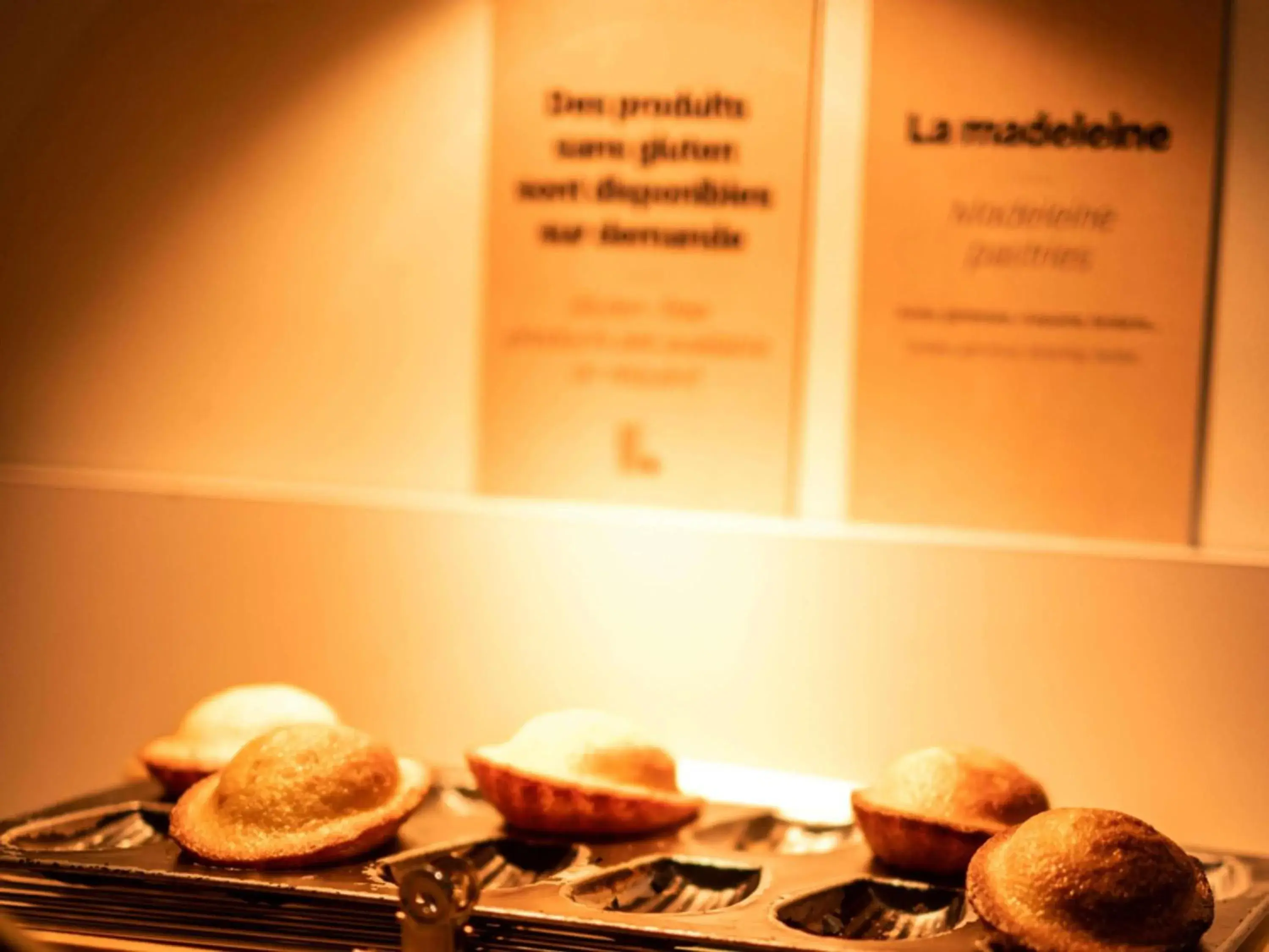 Breakfast in Hôtel ibis Guingamp Cœur de Bretagne Breakfast in Hôtel ibis Guingamp Cœur de Bretagne