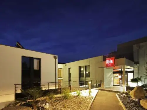 Hôtel ibis Guingamp Cœur de Bretagne Hôtel ibis Guingamp Cœur de Bretagne
