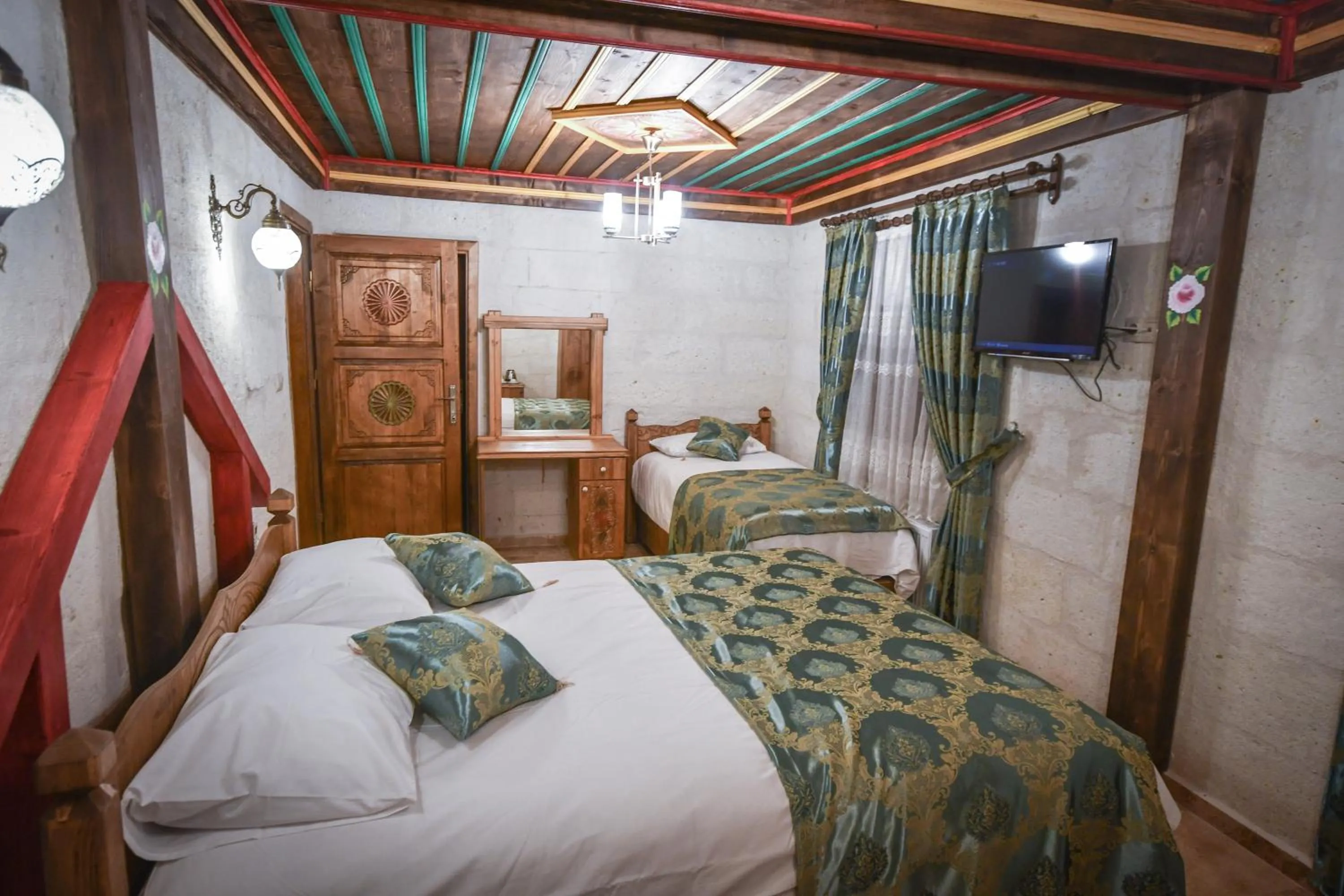 Photo of the whole room, Bed in Cappadocia sightseeing Hotel