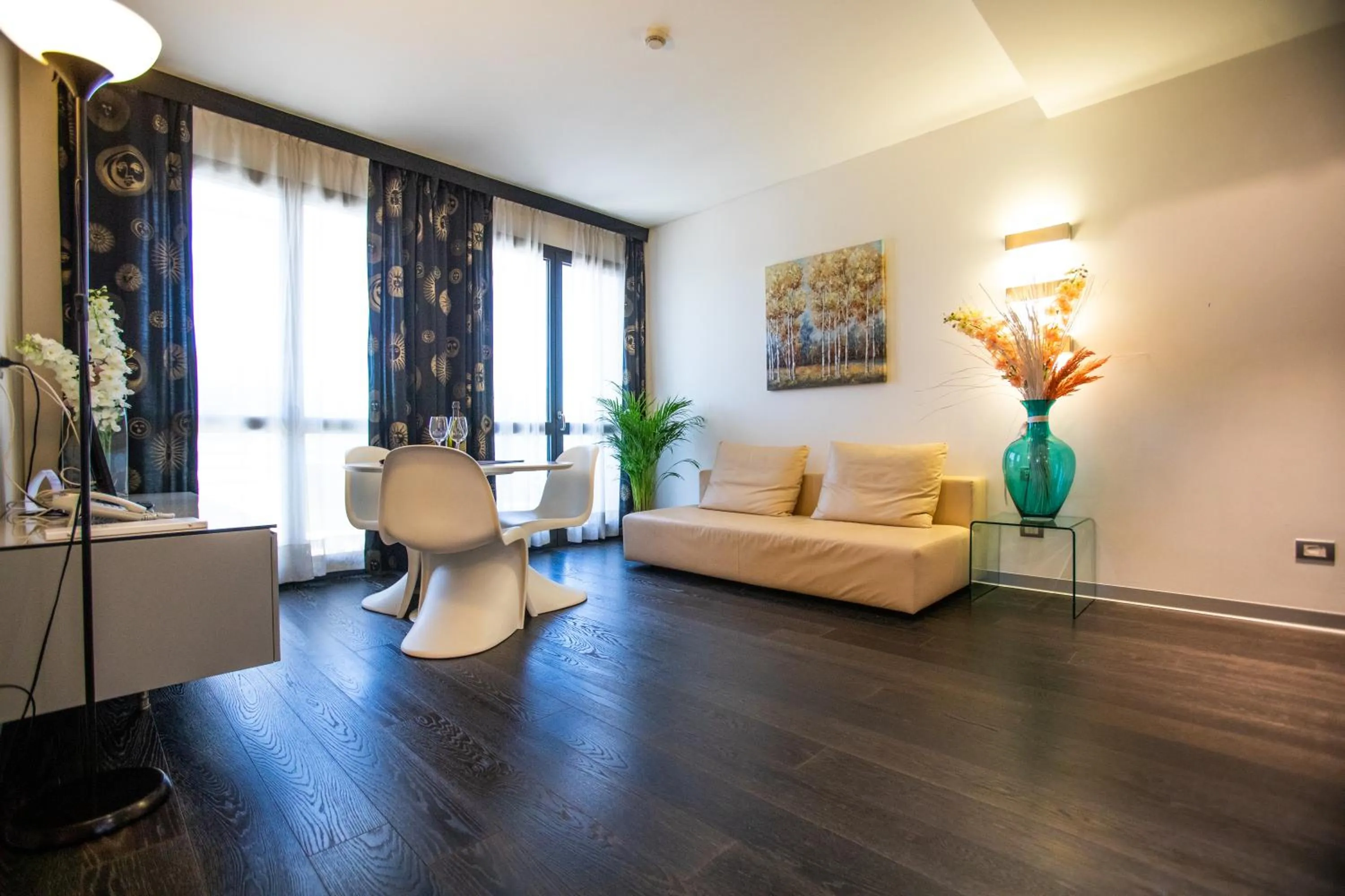 Seating area in Matrix Hotel & Residence