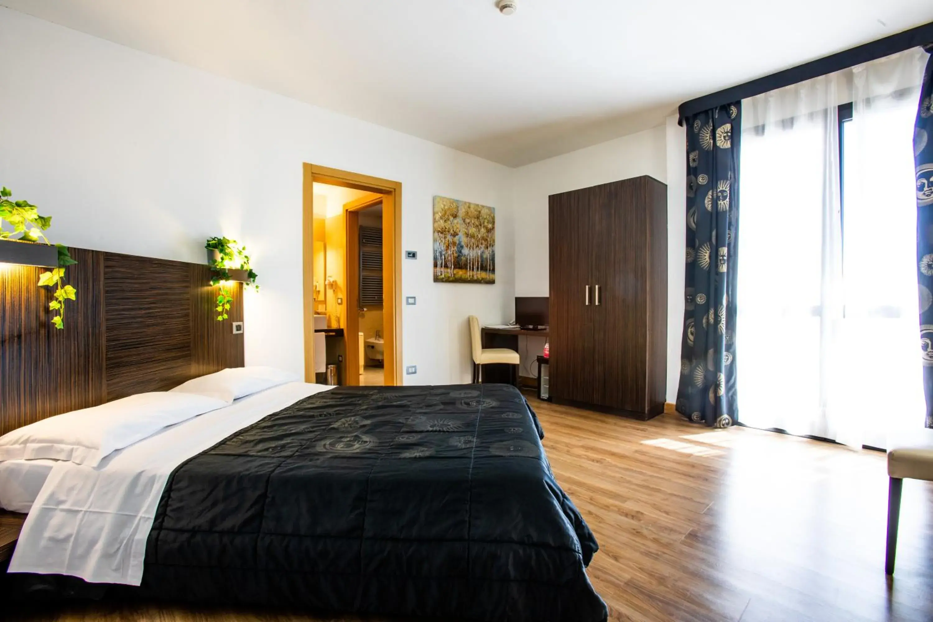 Superior Double Room in Matrix Hotel & Residence Superior Double Room in Matrix Hotel & Residence