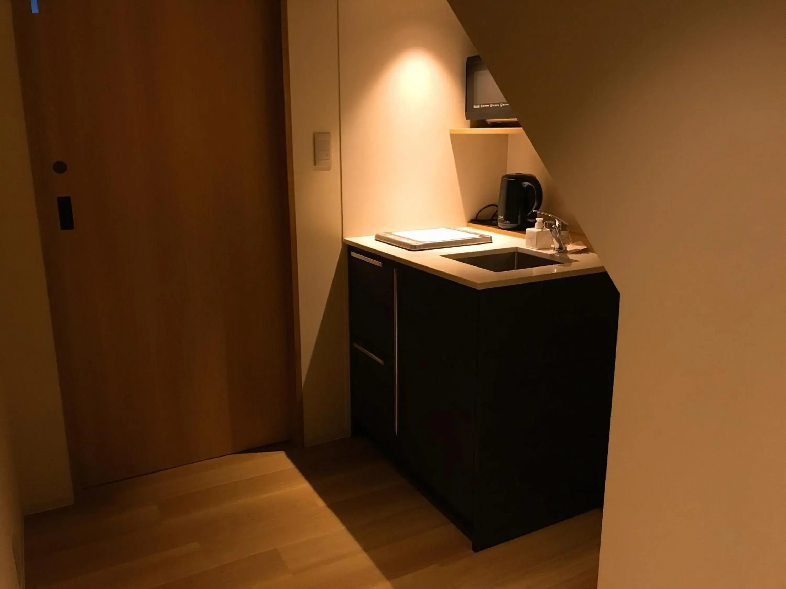 Communal kitchen in Shiki Shiki Higashiyama Communal kitchen in Shiki Shiki Higashiyama