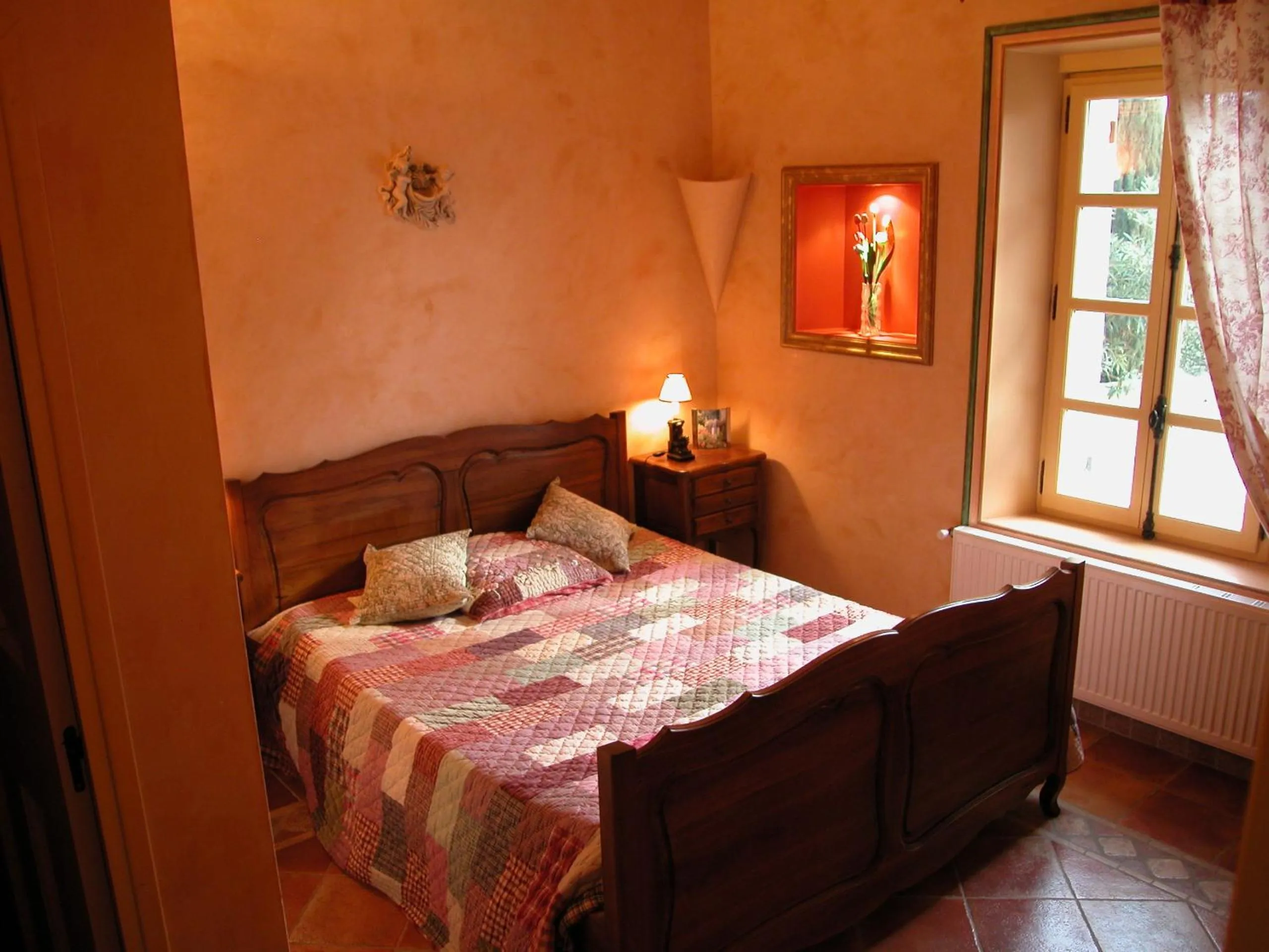 Day, Bed in Le Mazet de la Dame