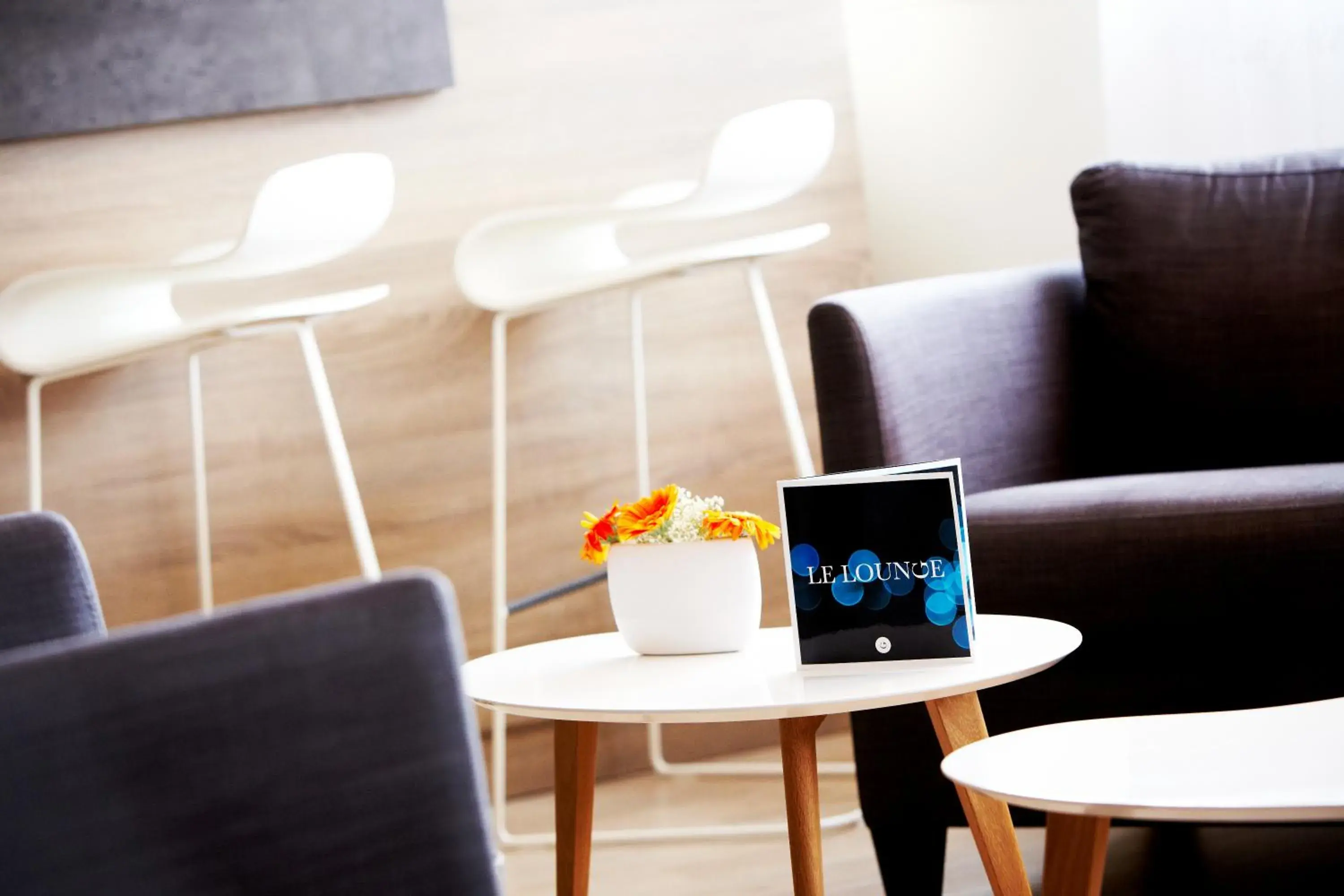 Lobby or reception in Kyriad Prestige Vannes Centre-Palais des Arts Lobby or reception in Kyriad Prestige Vannes Centre-Palais des Arts