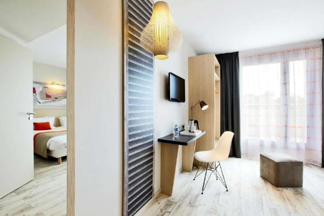 View (from property/room), Bed in Kyriad Prestige Vannes Centre-Palais des Arts