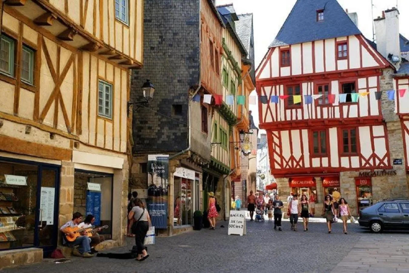 Nearby landmark in Kyriad Prestige Vannes Centre-Palais des Arts