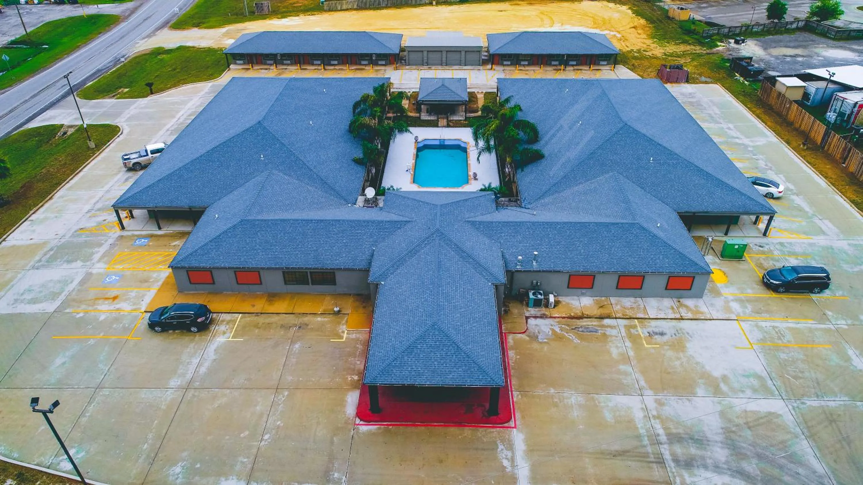 Texan Inn - Carrizo Springs
