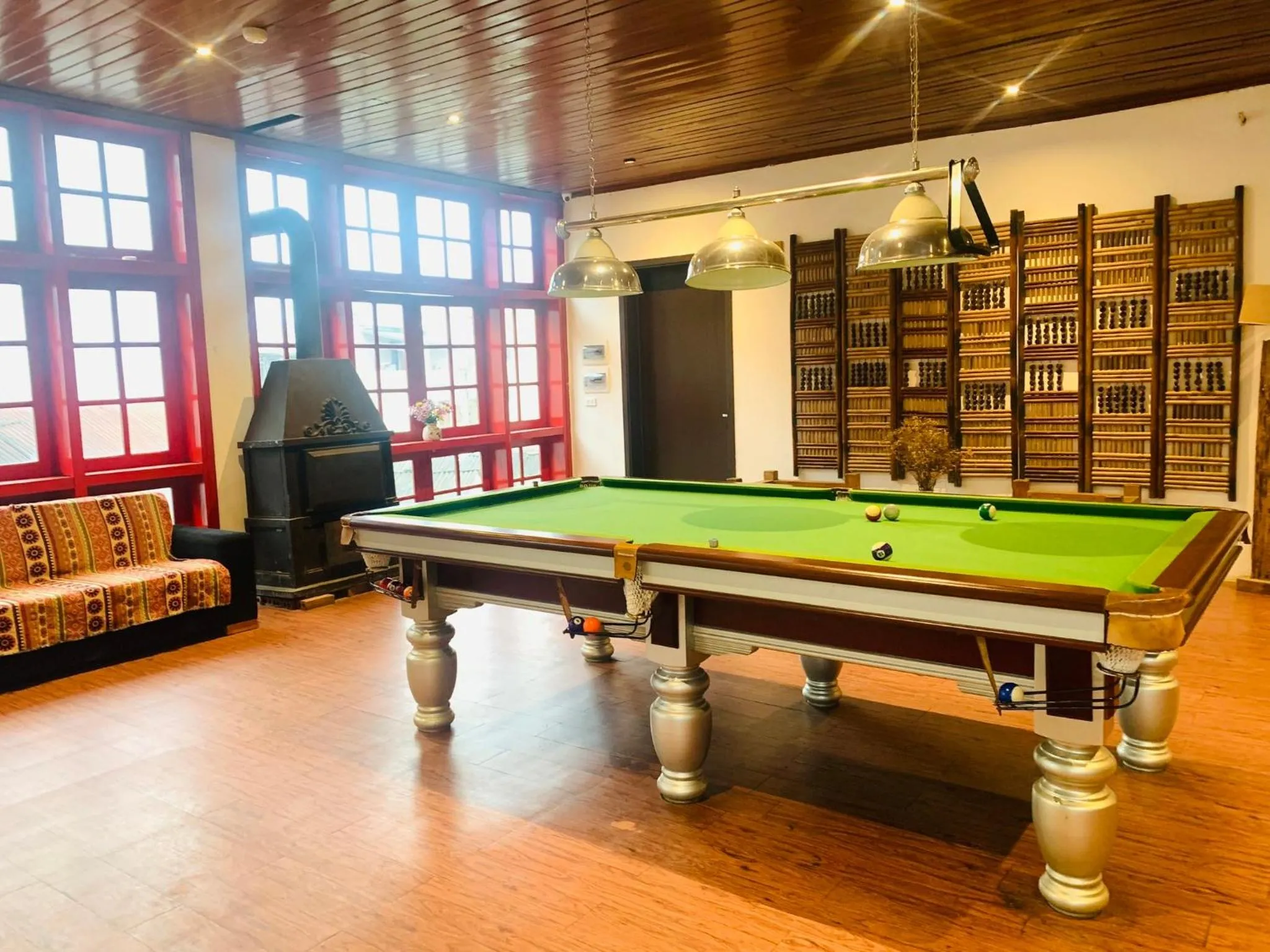 Billiard in Maison de Sapa Villa