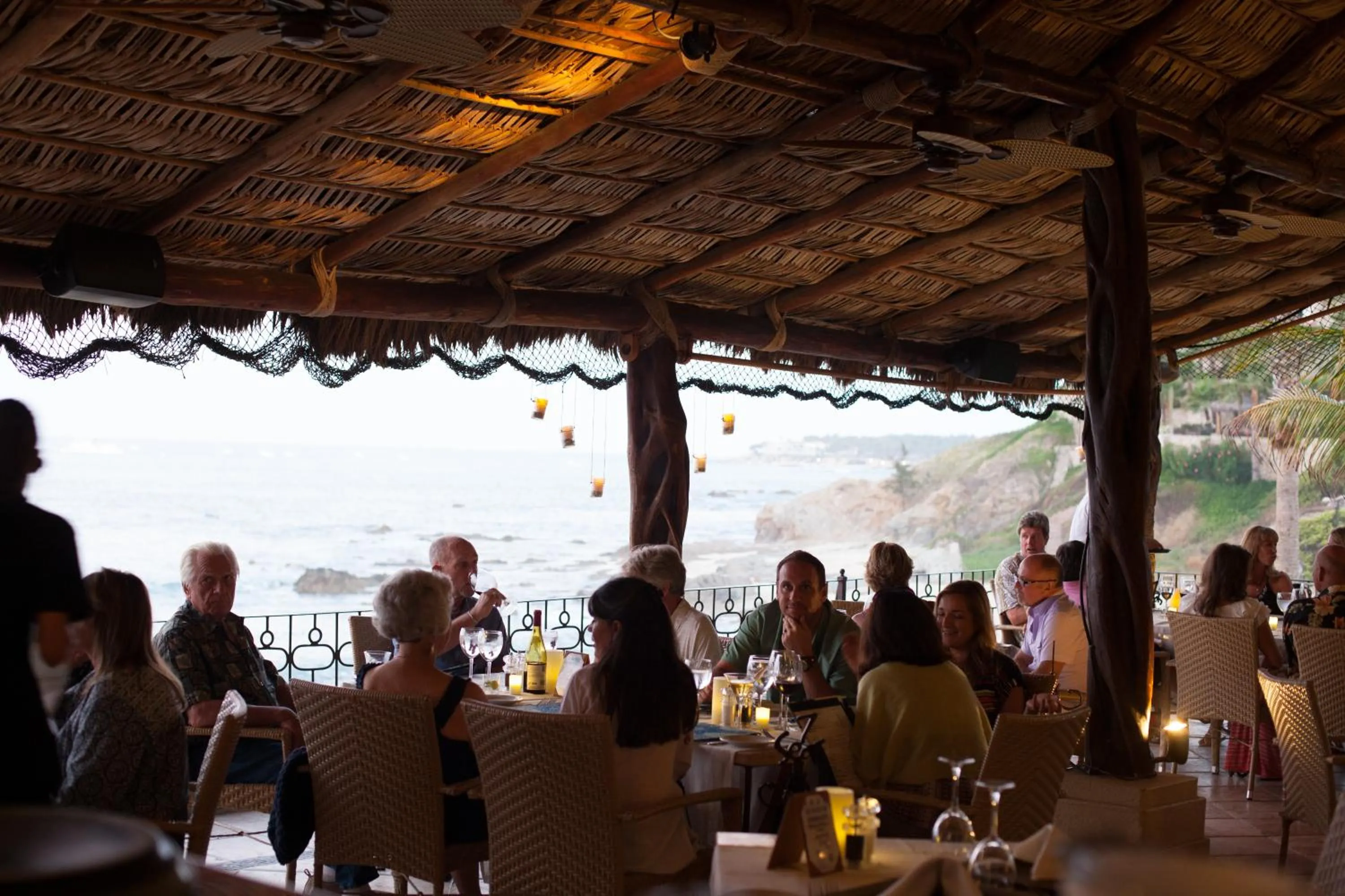 Restaurant/places to eat in Cabo Surf Hotel