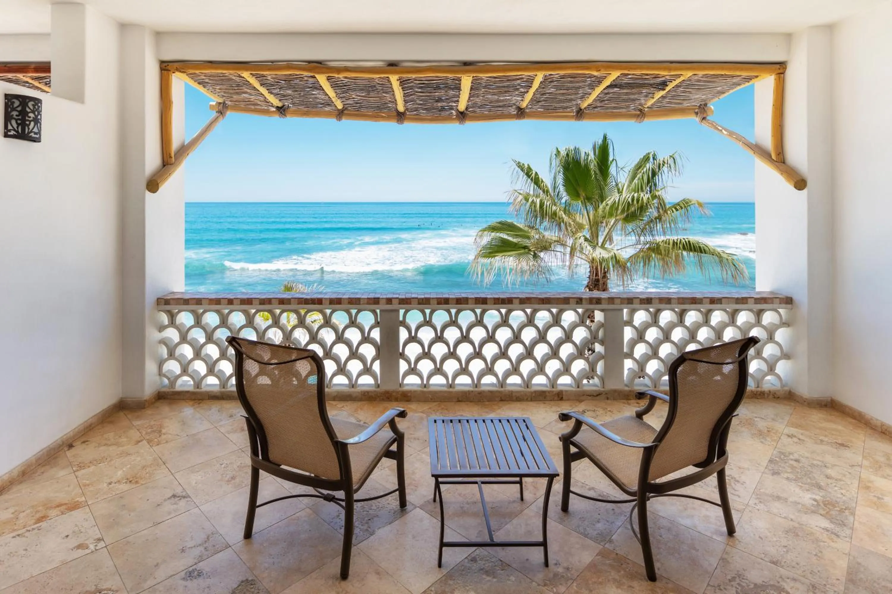 Balcony/Terrace in Cabo Surf Hotel