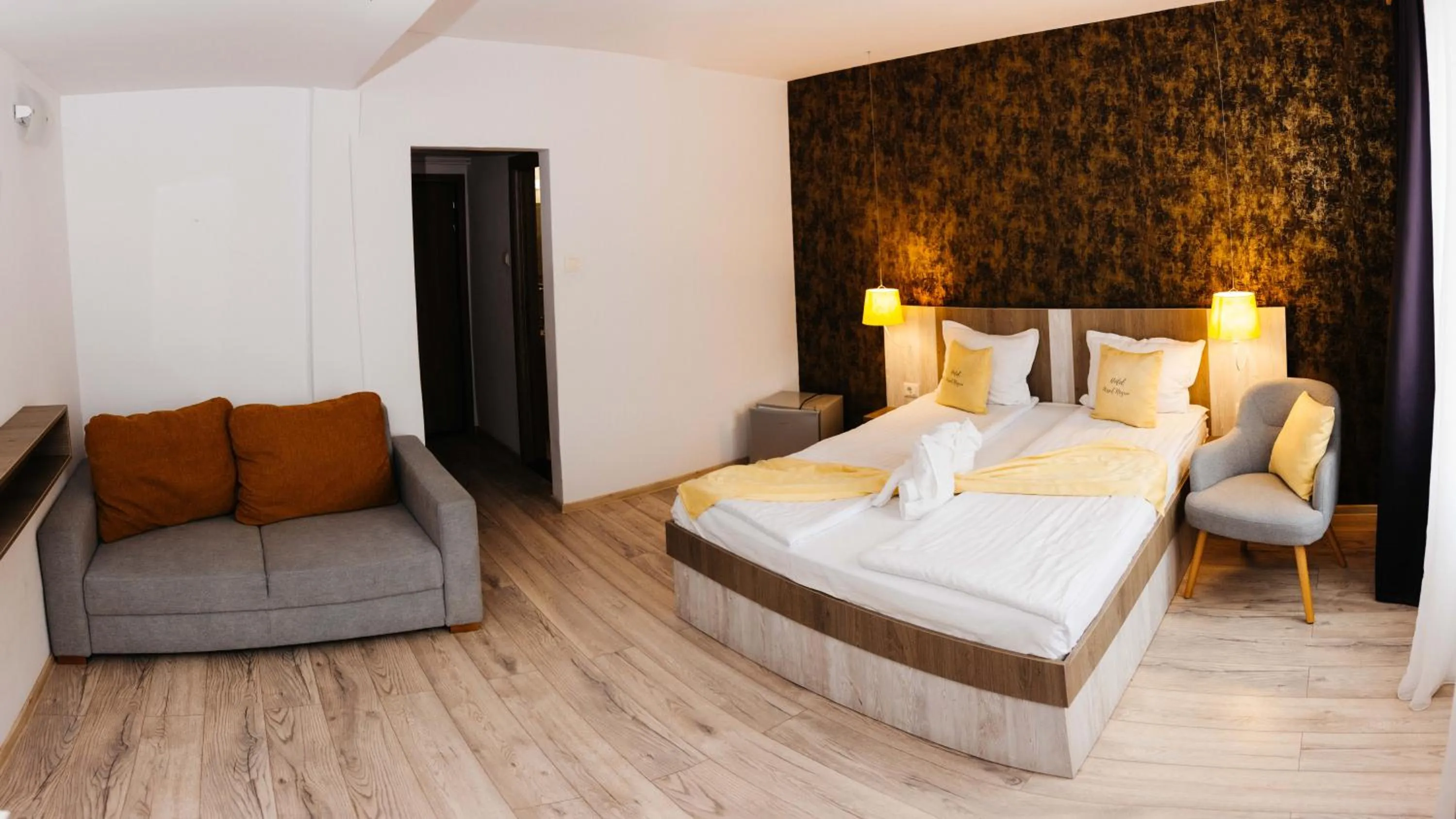 Bed in Vila Ursul Negru