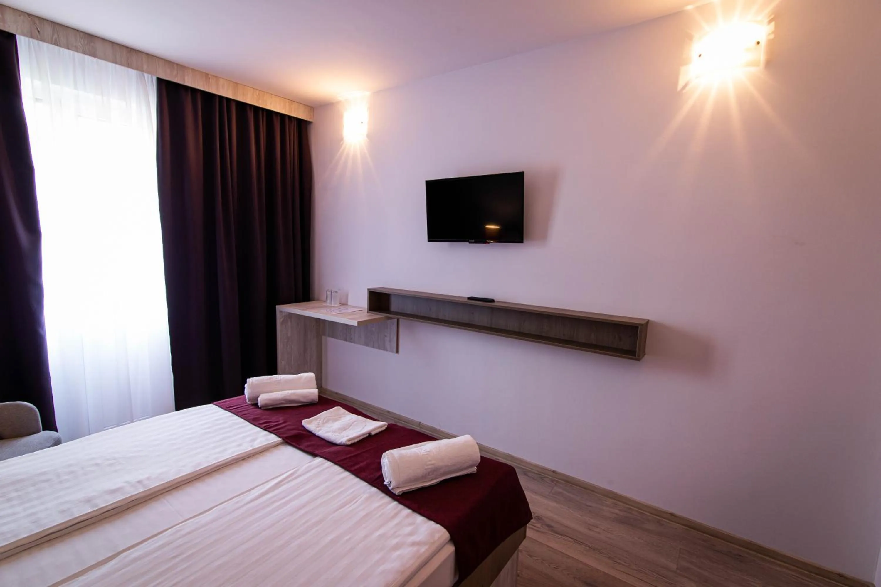 Bed in Vila Ursul Negru