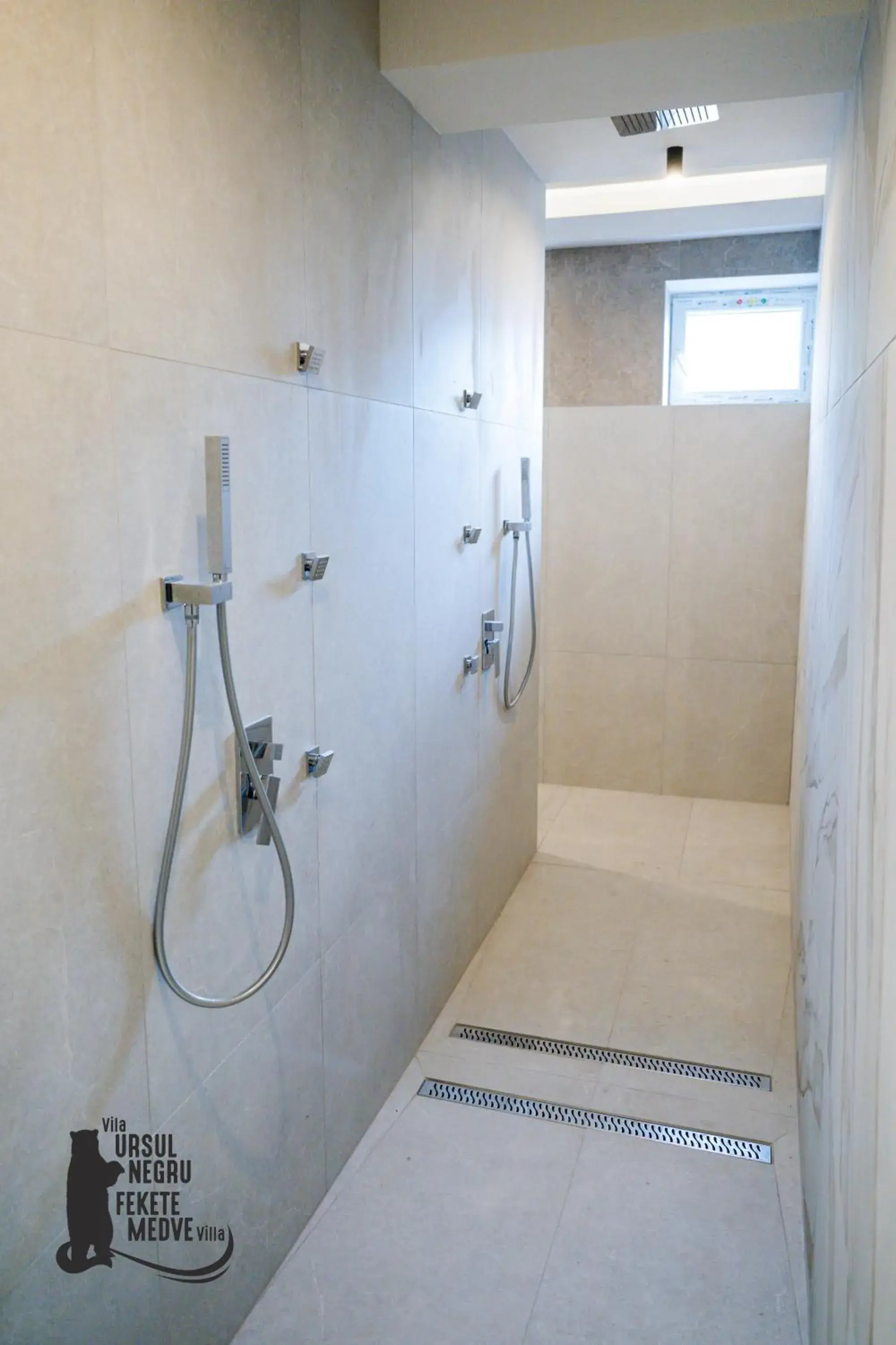 Spa and wellness centre/facilities in Vila Ursul Negru Spa and wellness centre/facilities in Vila Ursul Negru