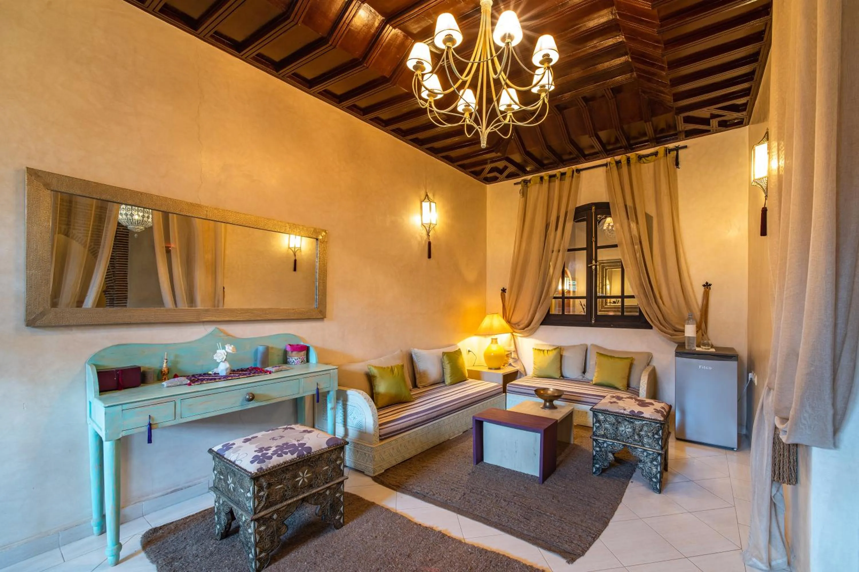 Living room, Bed in Riad Appart Arwa