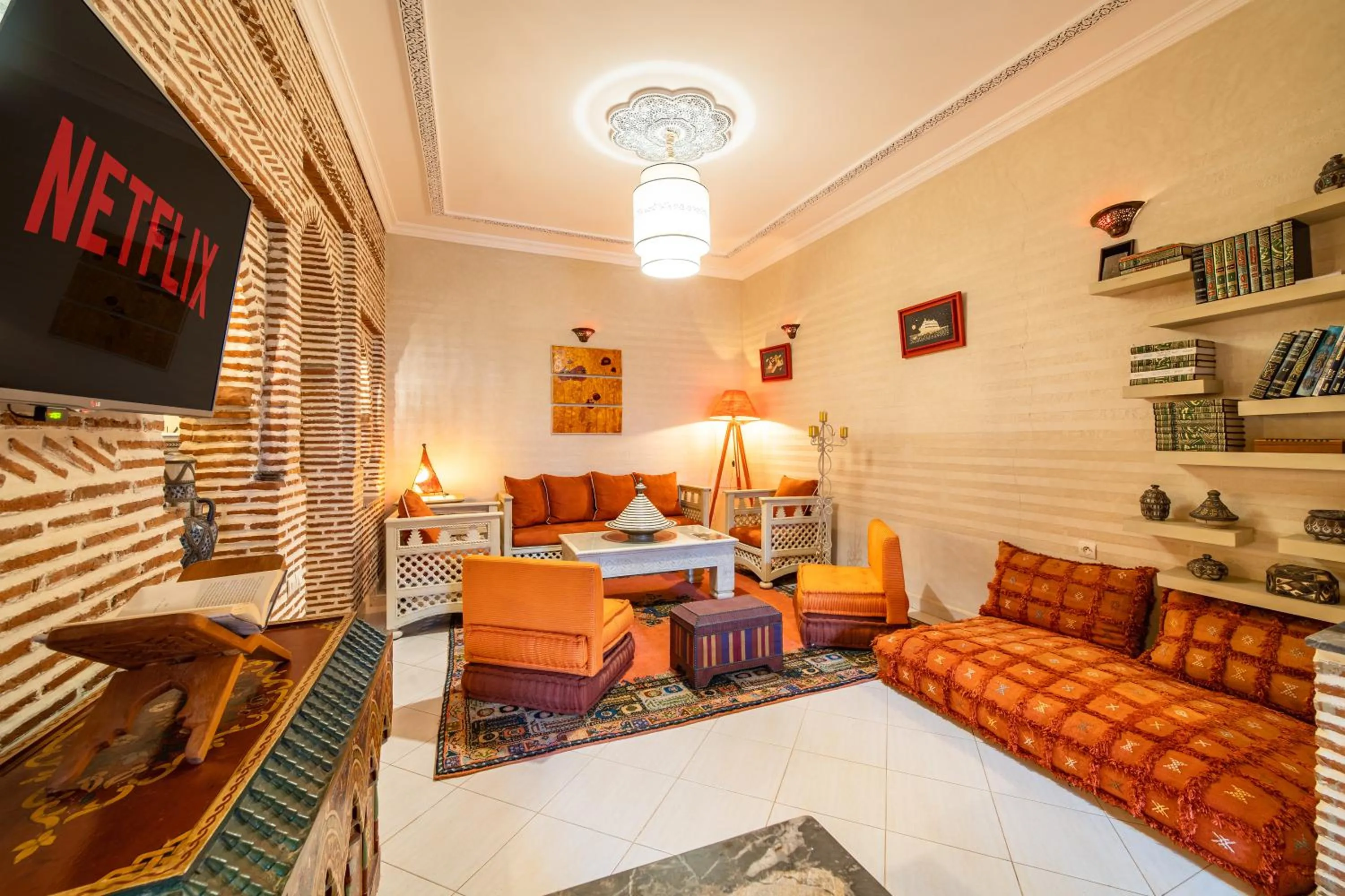 TV and multimedia in Riad Appart Arwa