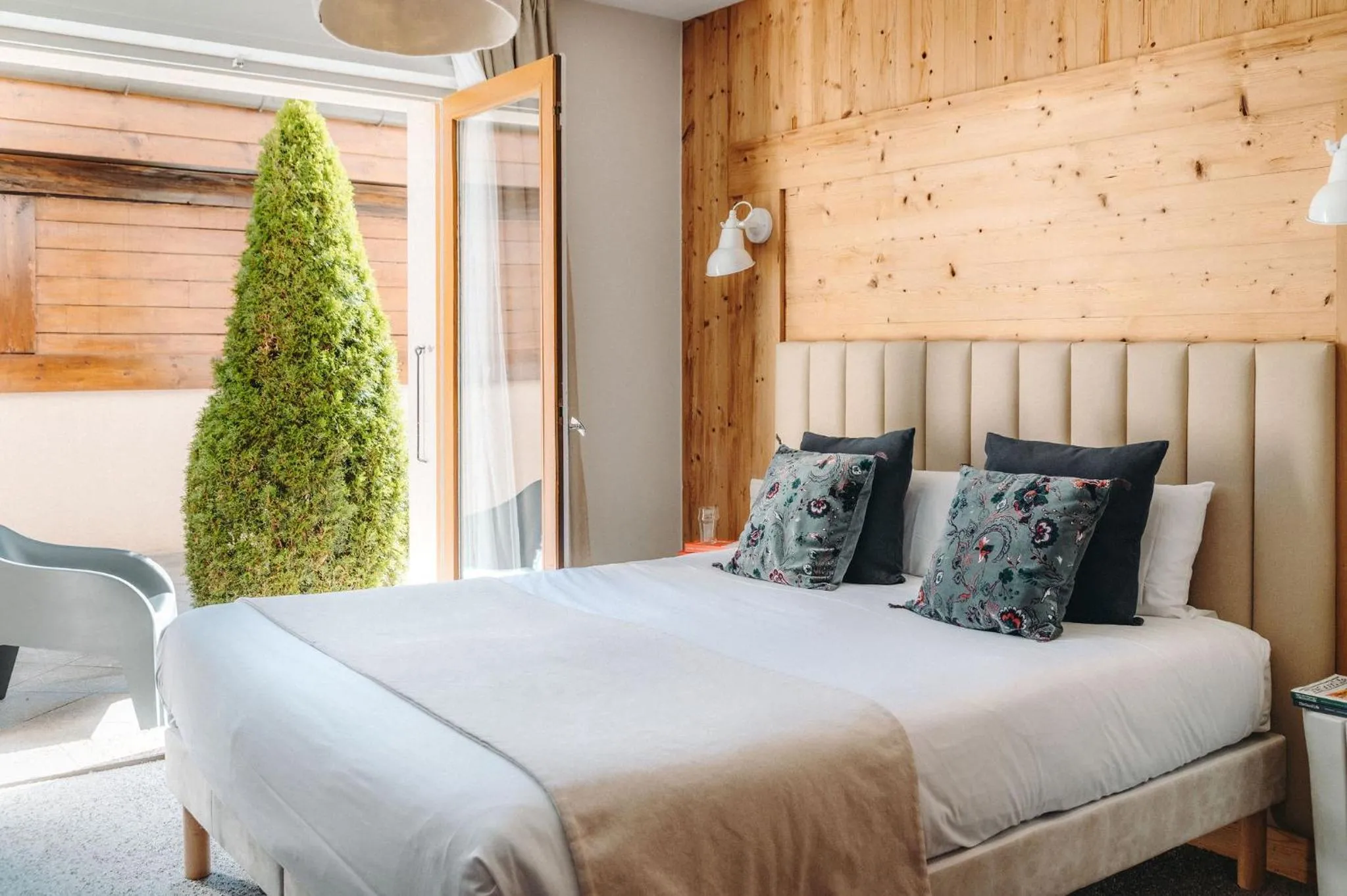 Bed in Hôtel des 2 Gares