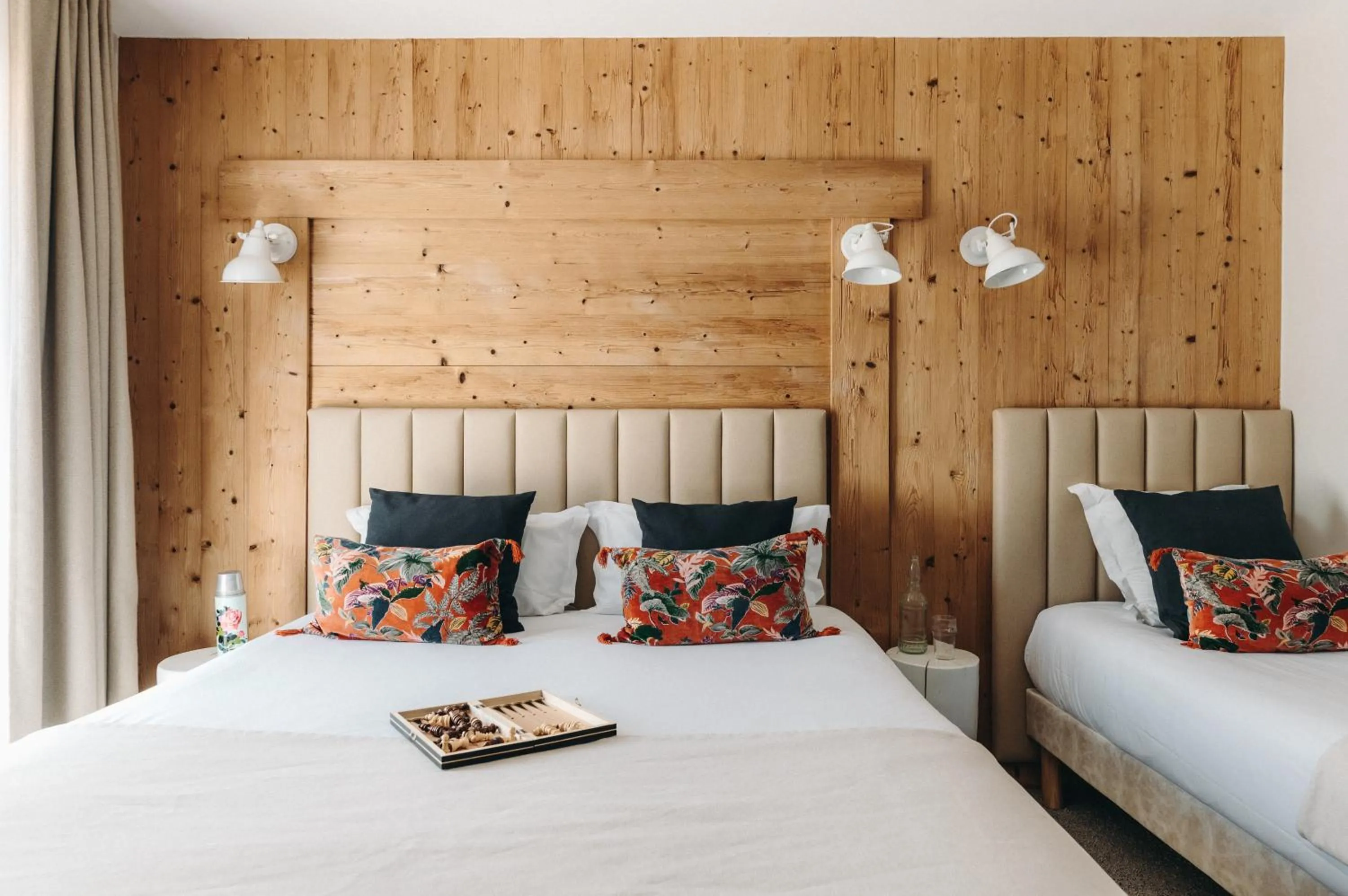 Bed in Hôtel des 2 Gares