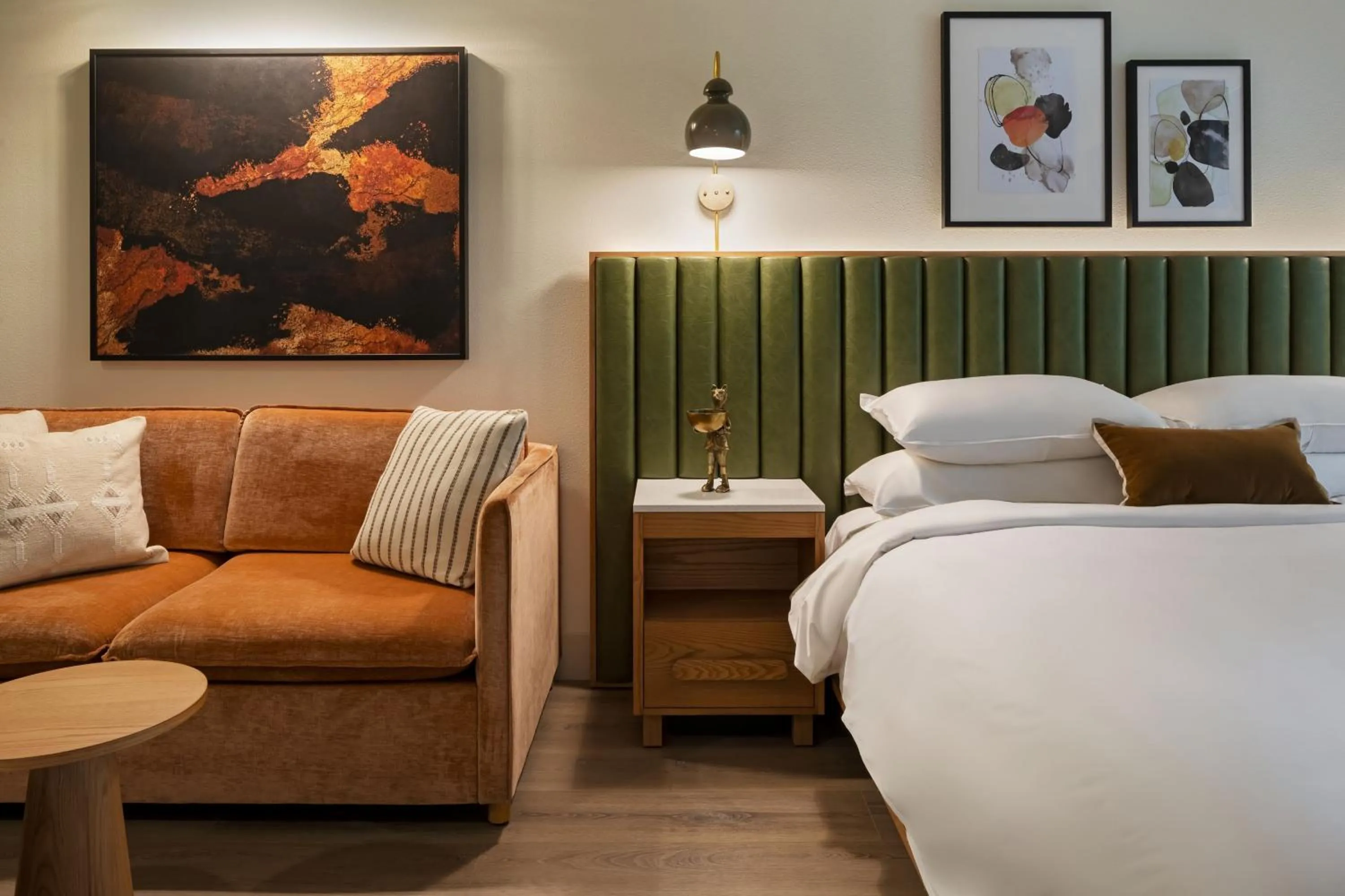 Bedroom, Bed in The Red Cliffs Lodge Zion, a Tribute Portfolio Hotel