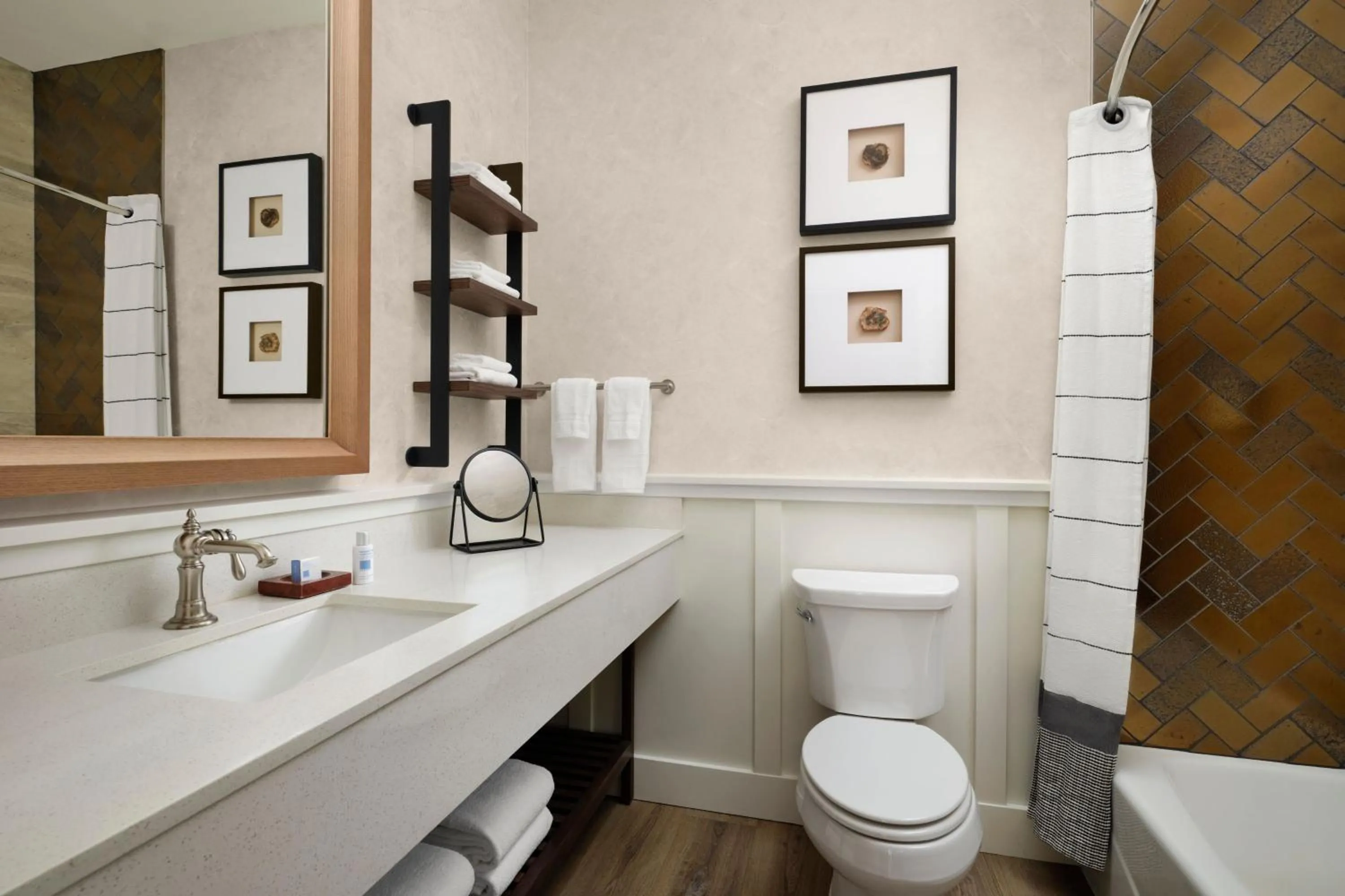 Bathroom in The Red Cliffs Lodge Zion, a Tribute Portfolio Hotel