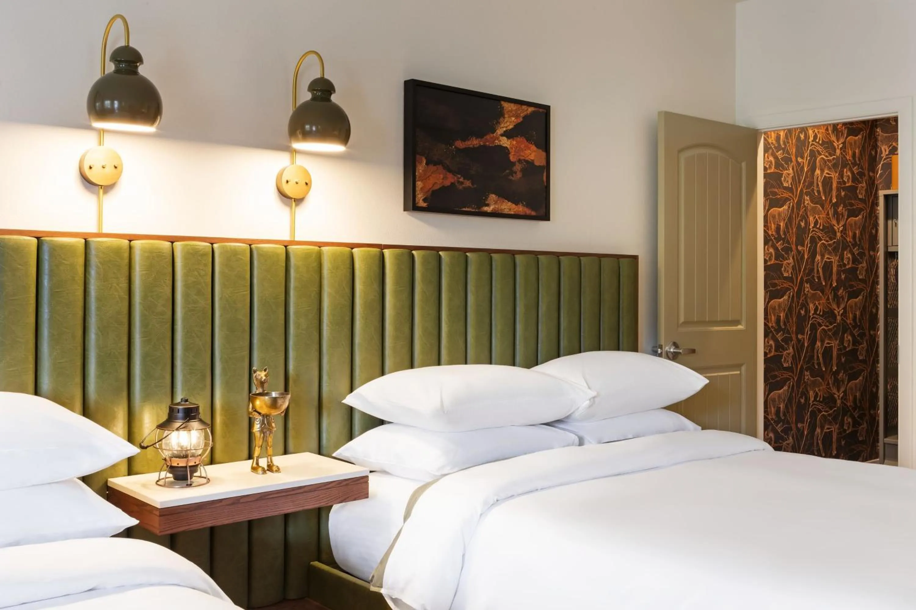 Bedroom, Bed in The Red Cliffs Lodge Zion, a Tribute Portfolio Hotel