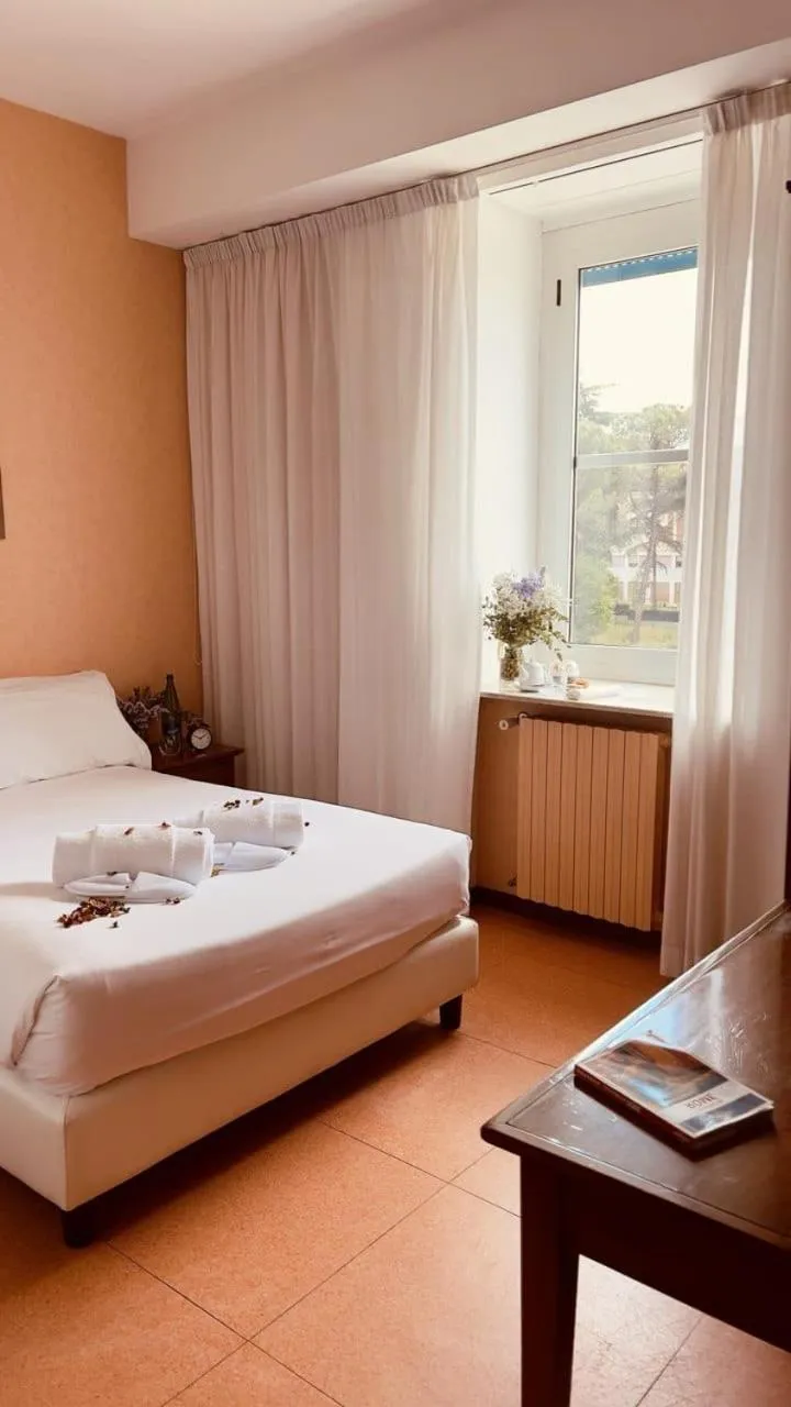 Bed in Hotel Villa Eur
