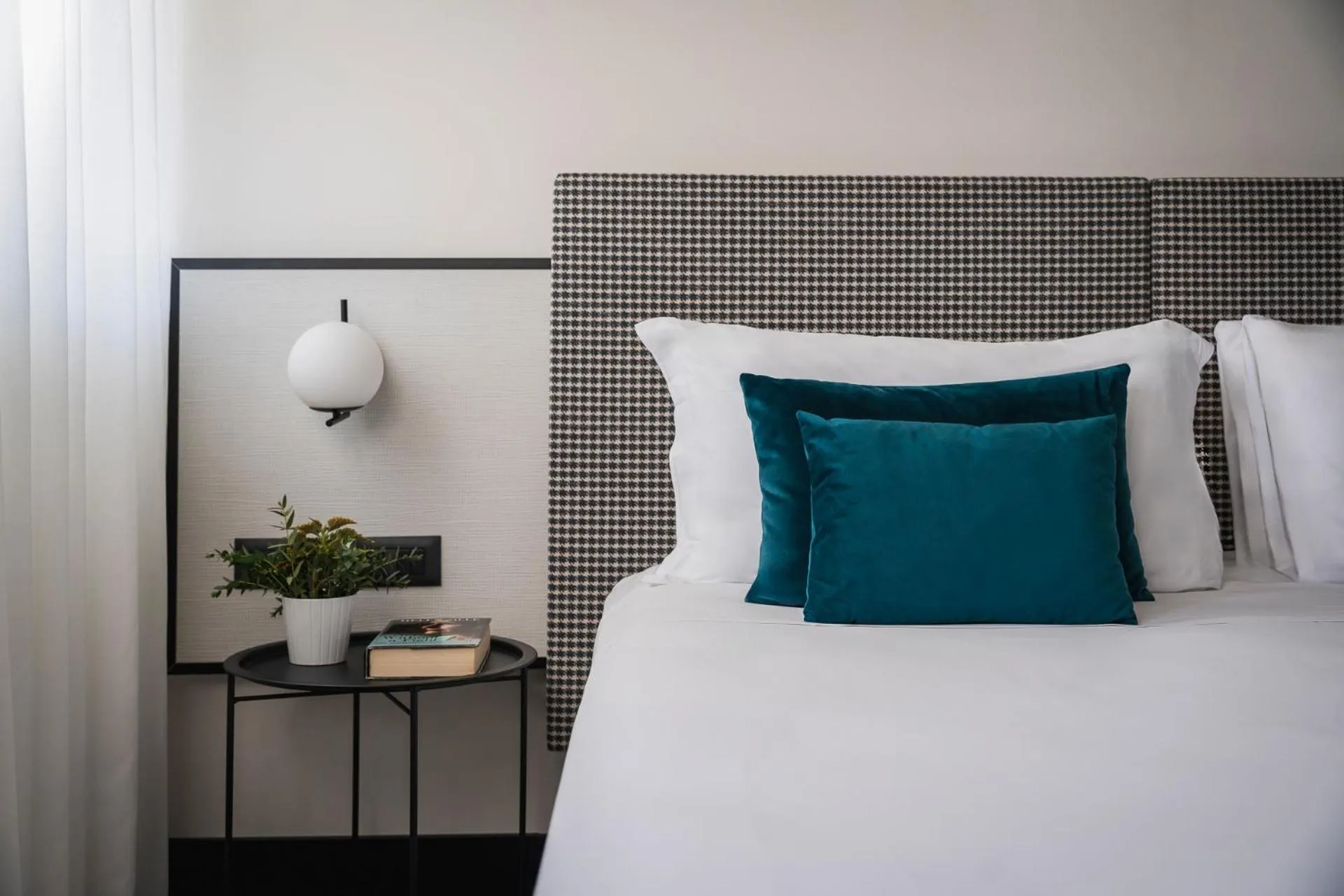 Bed in Hotel Villa Eur