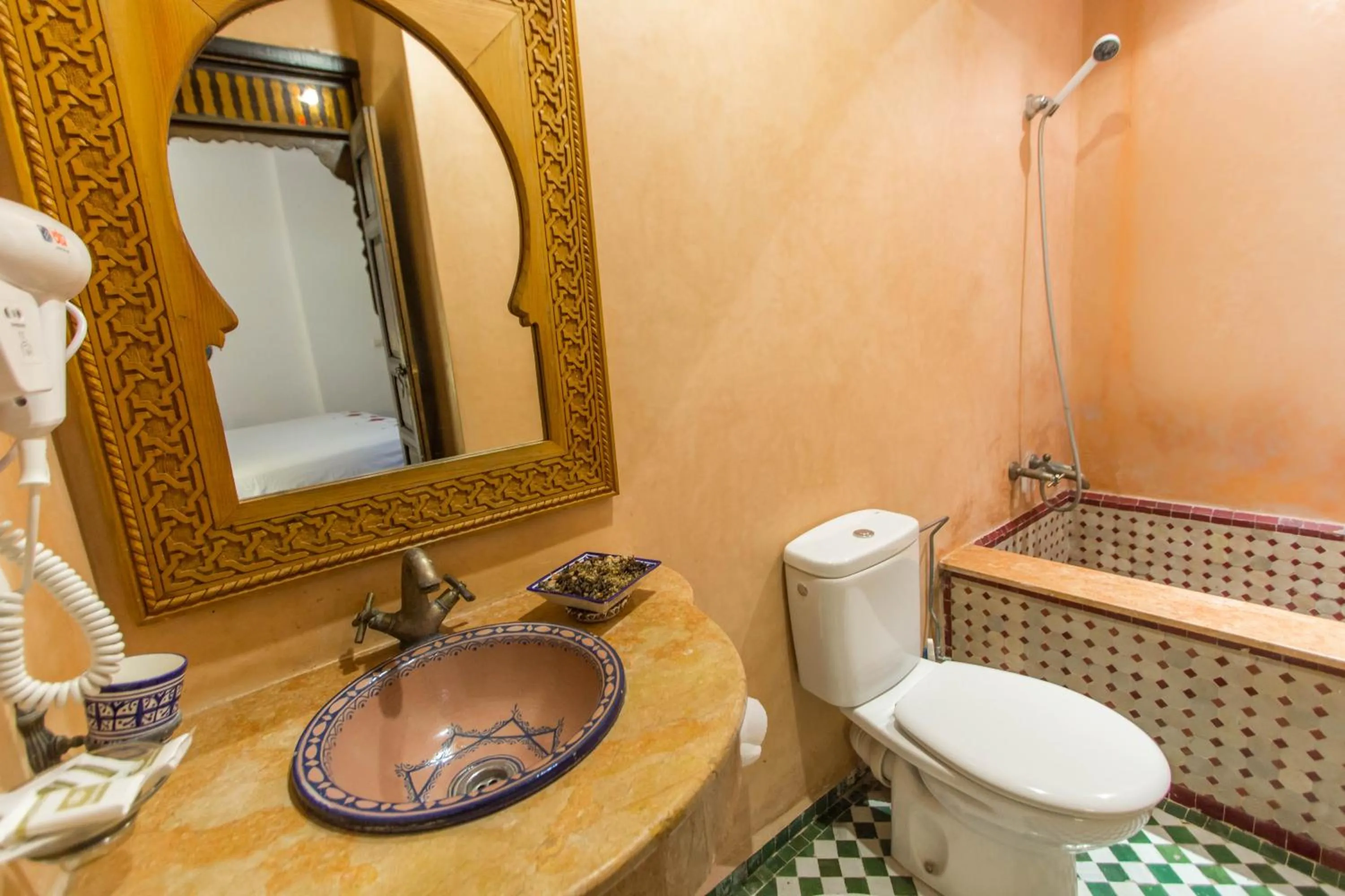 Bathroom in Dar Fes Medina Ziat