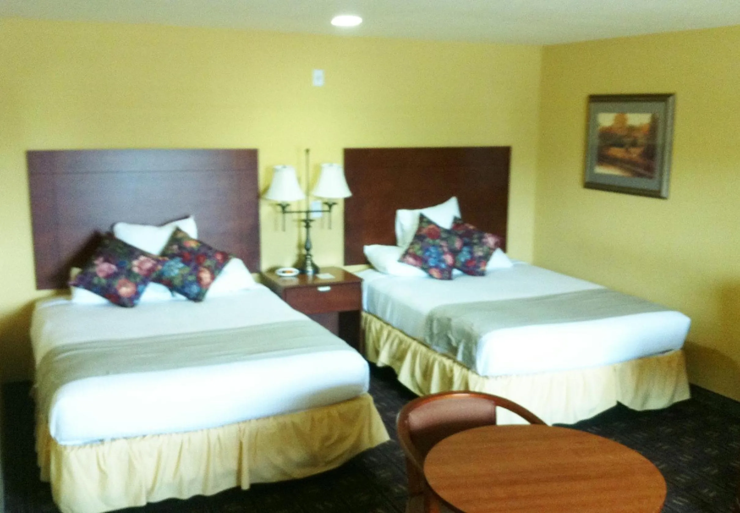 Photo of the whole room in Southern Inn and Suites Yorktown