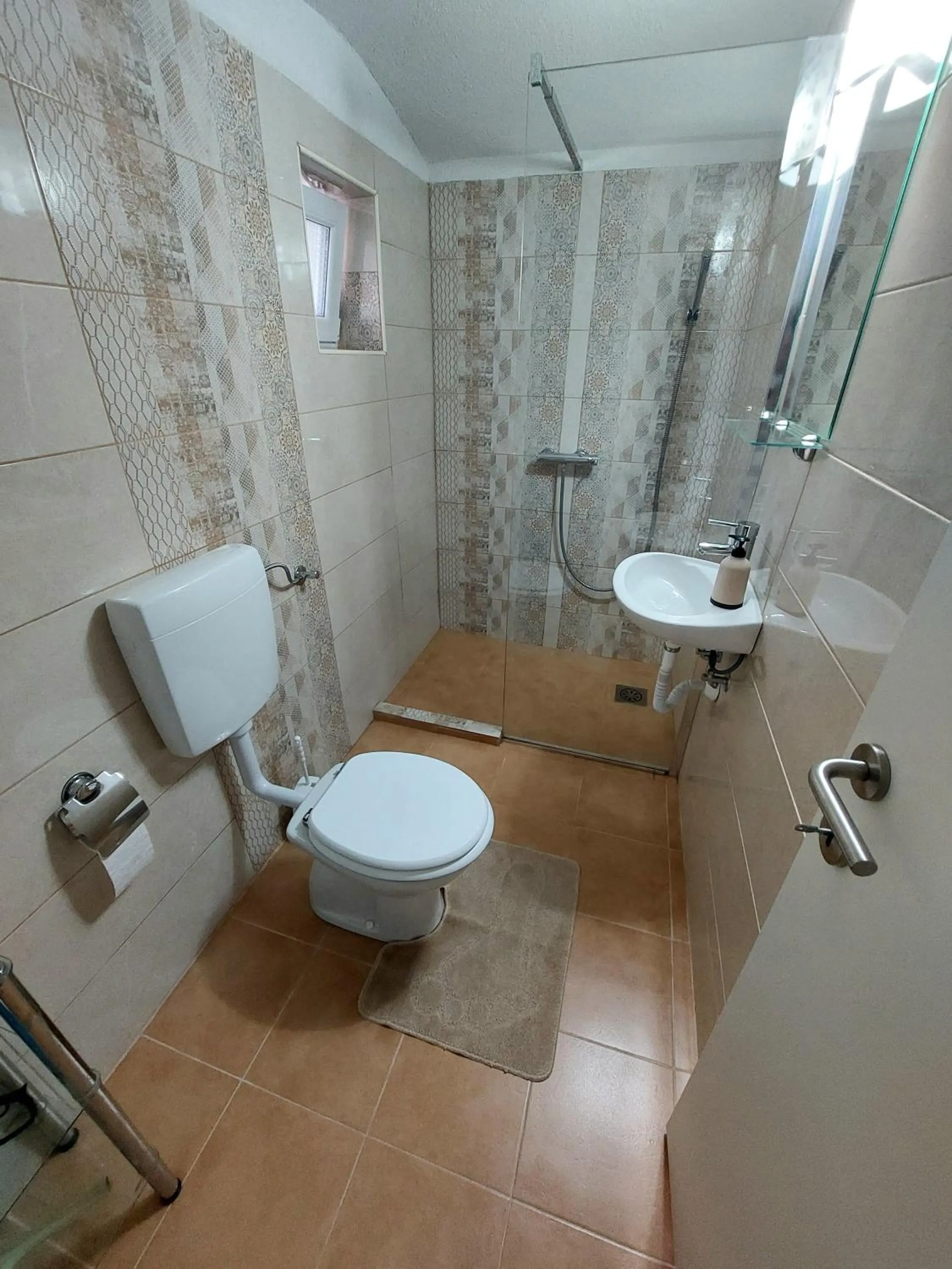 Bathroom in Apartments Karin
