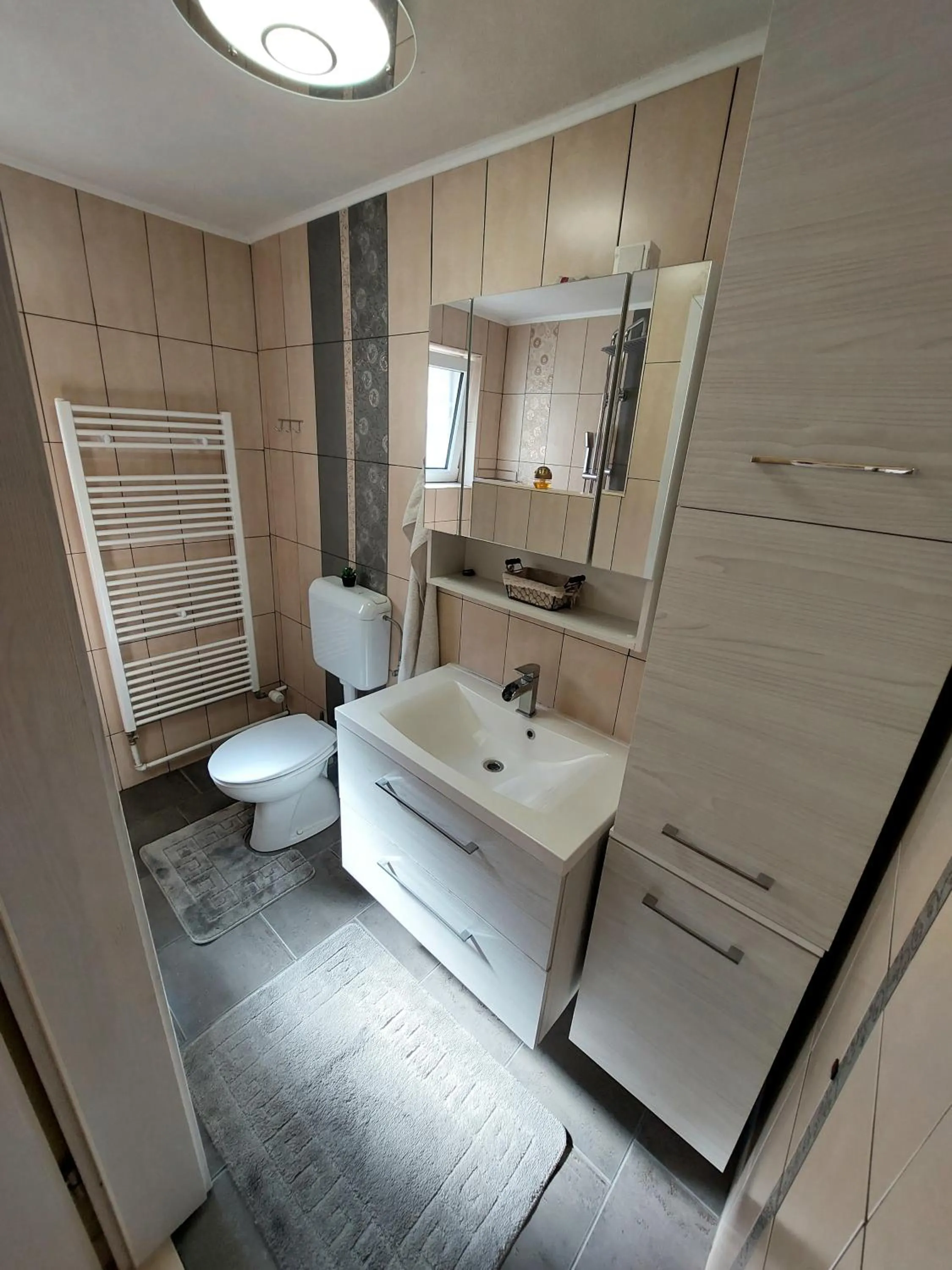 Bathroom in Apartments Karin