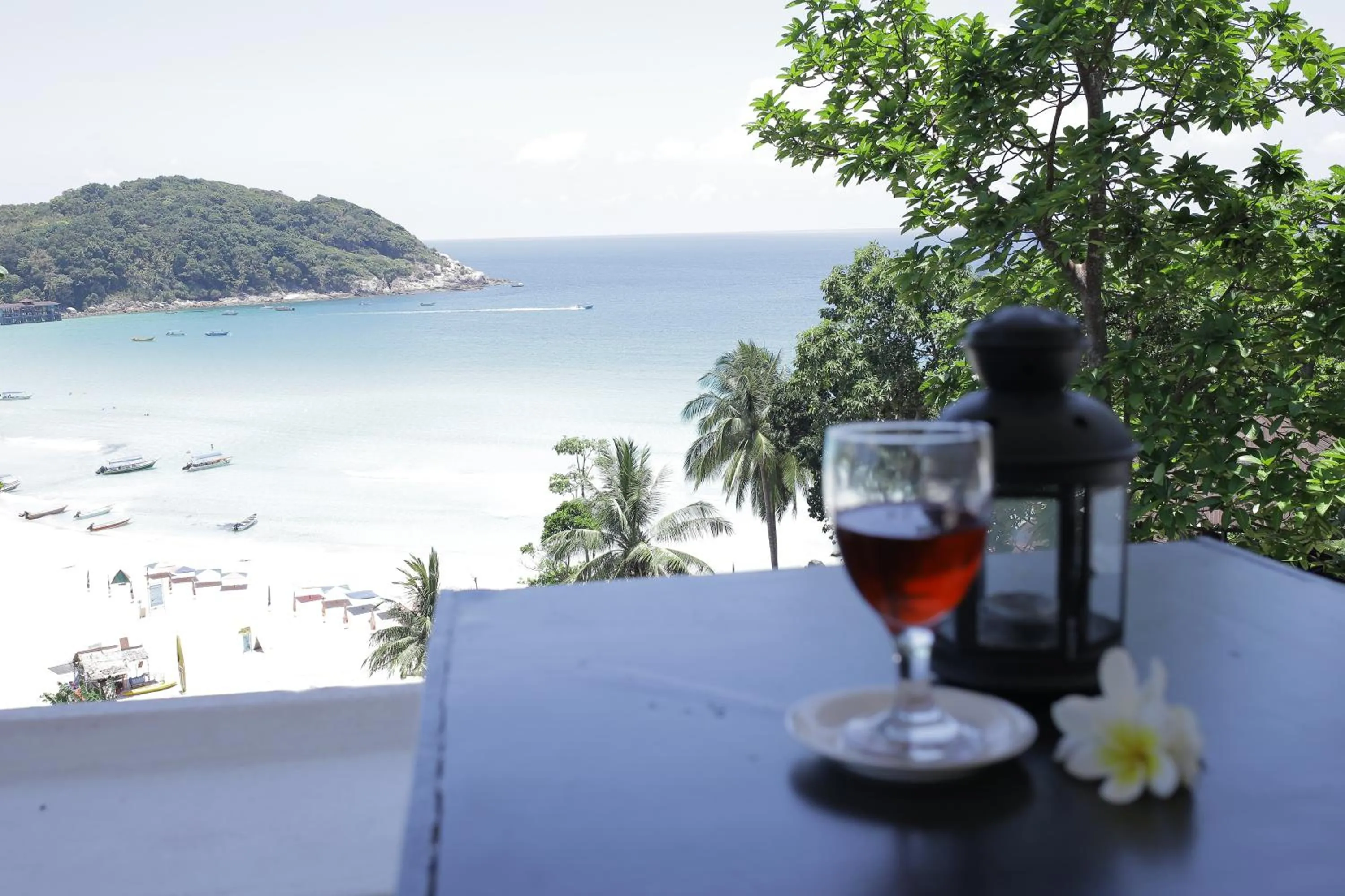 Restaurant/places to eat in Aman Dan Laut