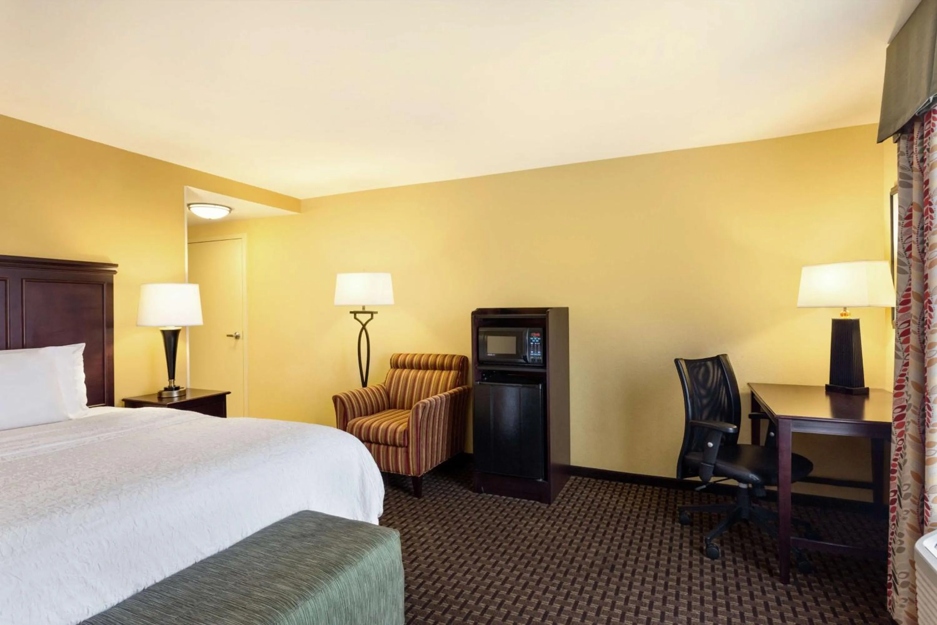 Bedroom, Bed in Hampton Inn & Suites Prattville
