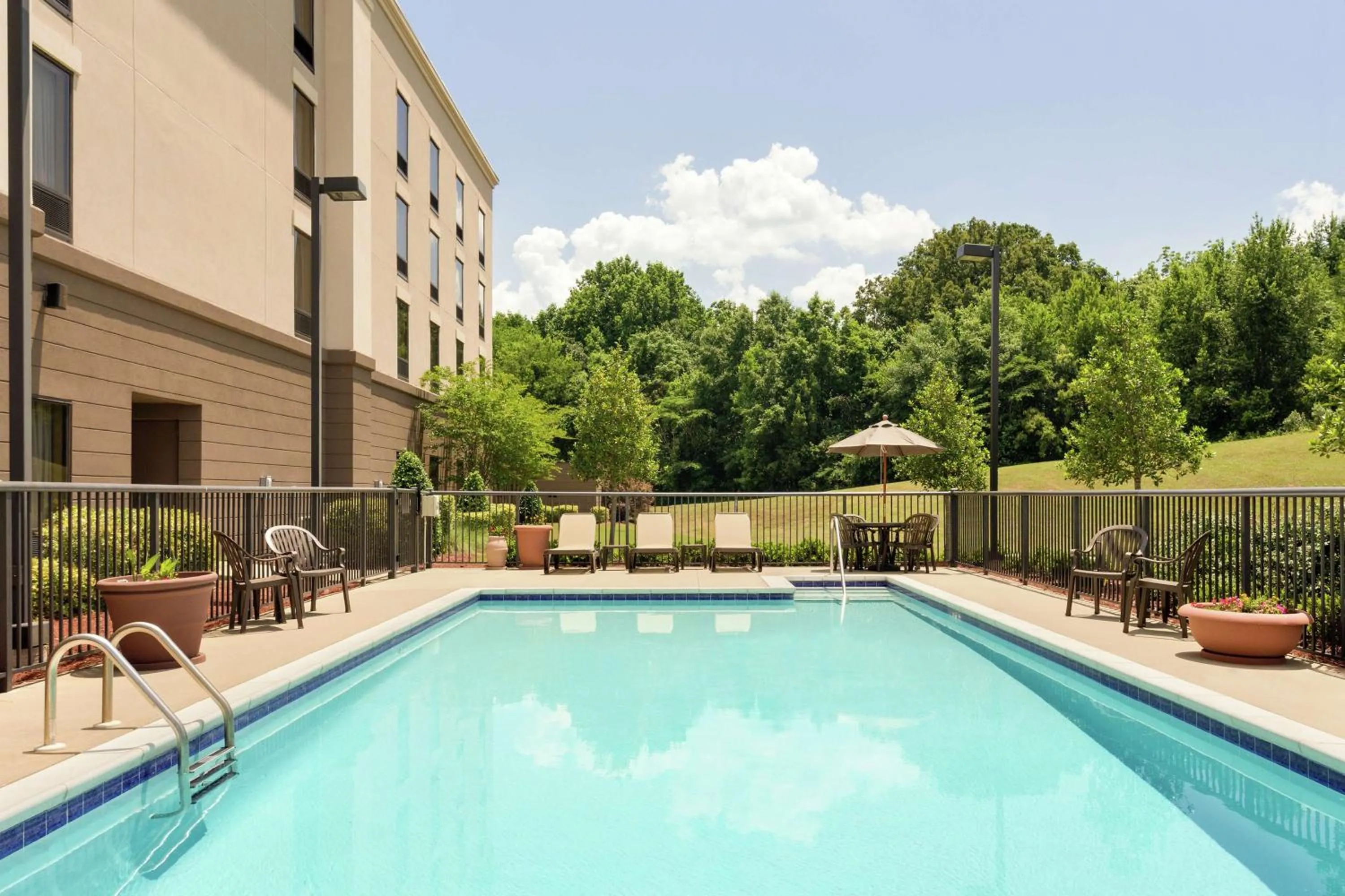 Pool view in Hampton Inn & Suites Prattville