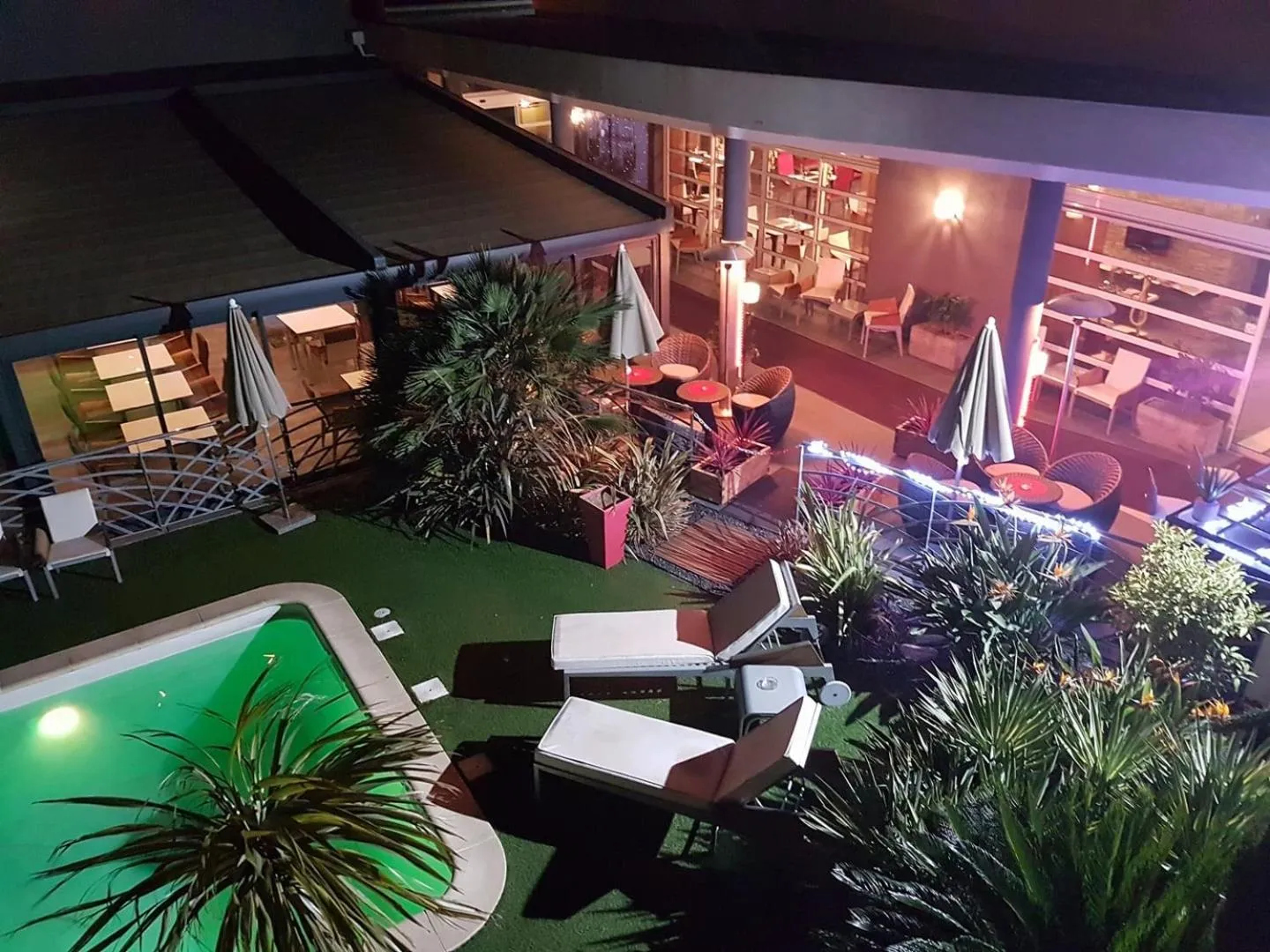 Balcony/Terrace in Logis Hôtel La Fauceille